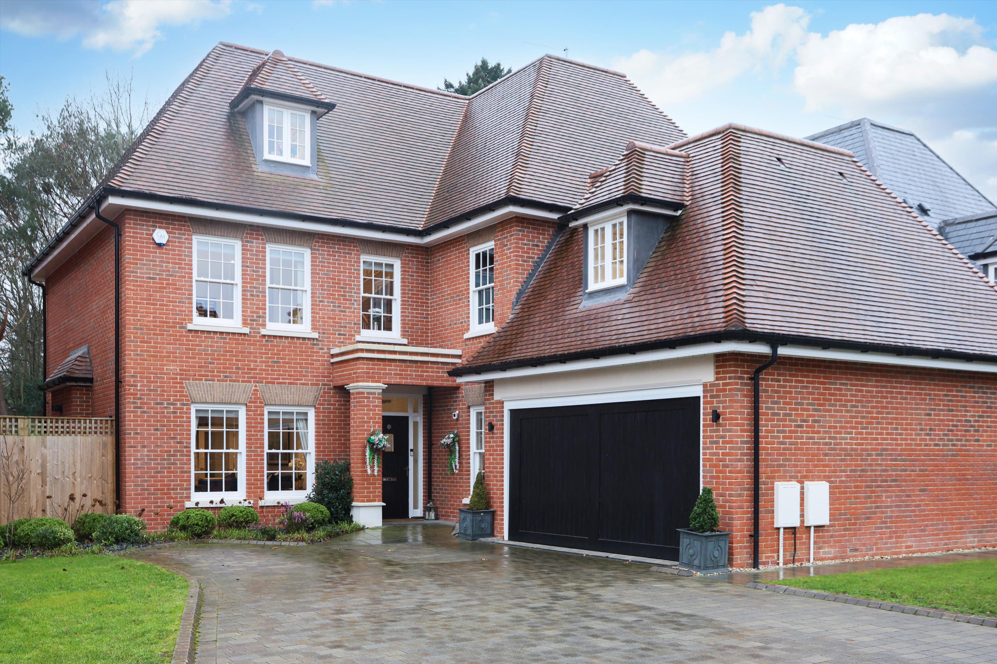 Broadoaks Park Road, West Byfleet, Surrey, KT14