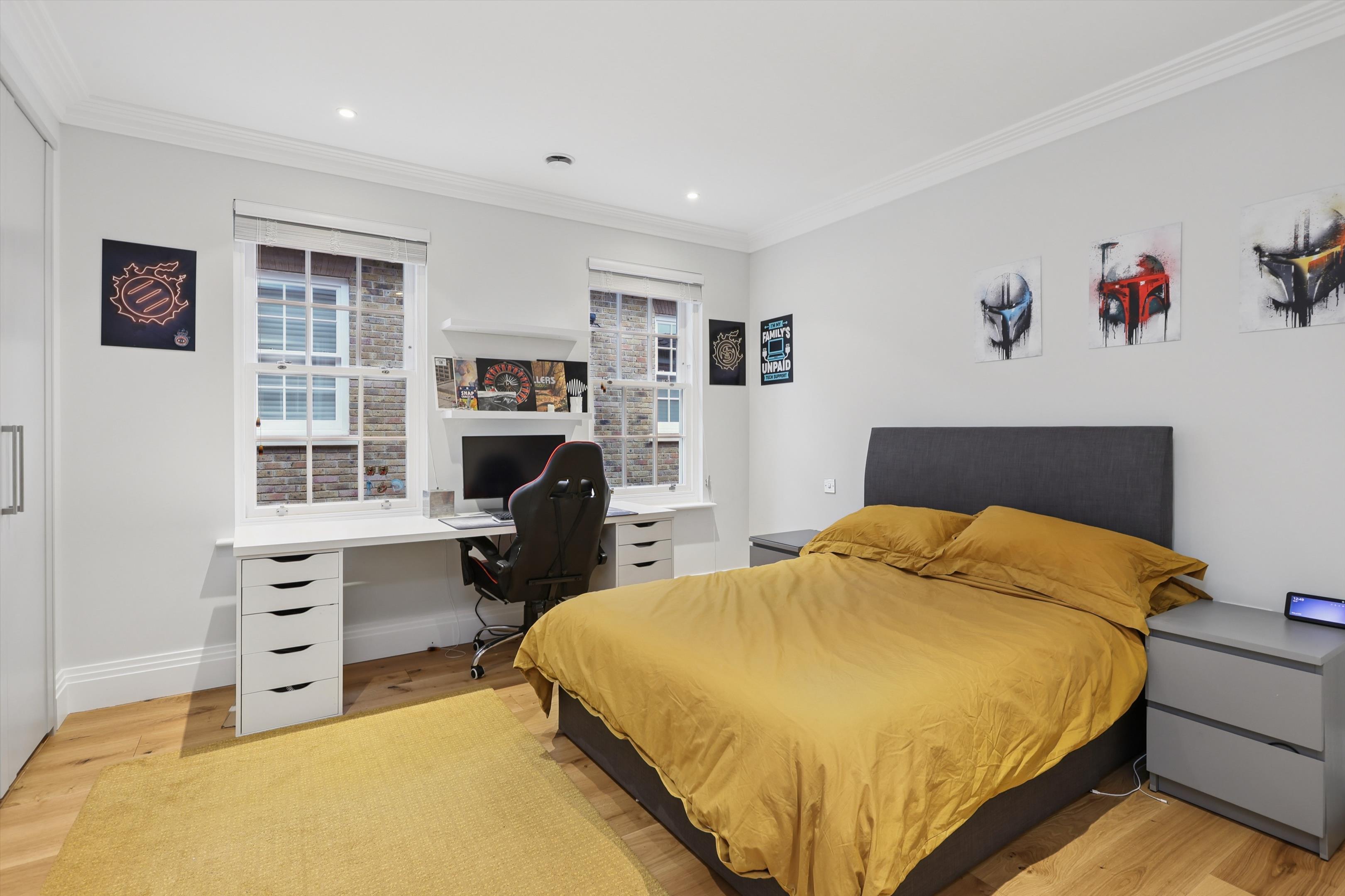 Broadoaks Park Road, West Byfleet, Surrey, KT14