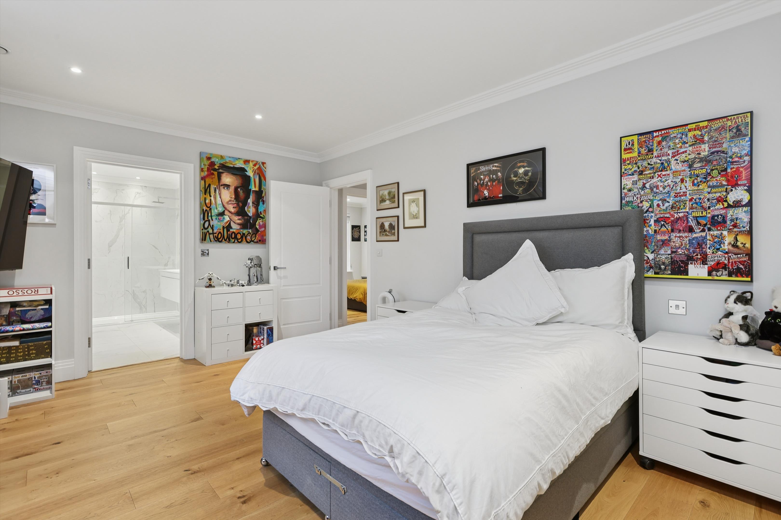 Broadoaks Park Road, West Byfleet, Surrey, KT14