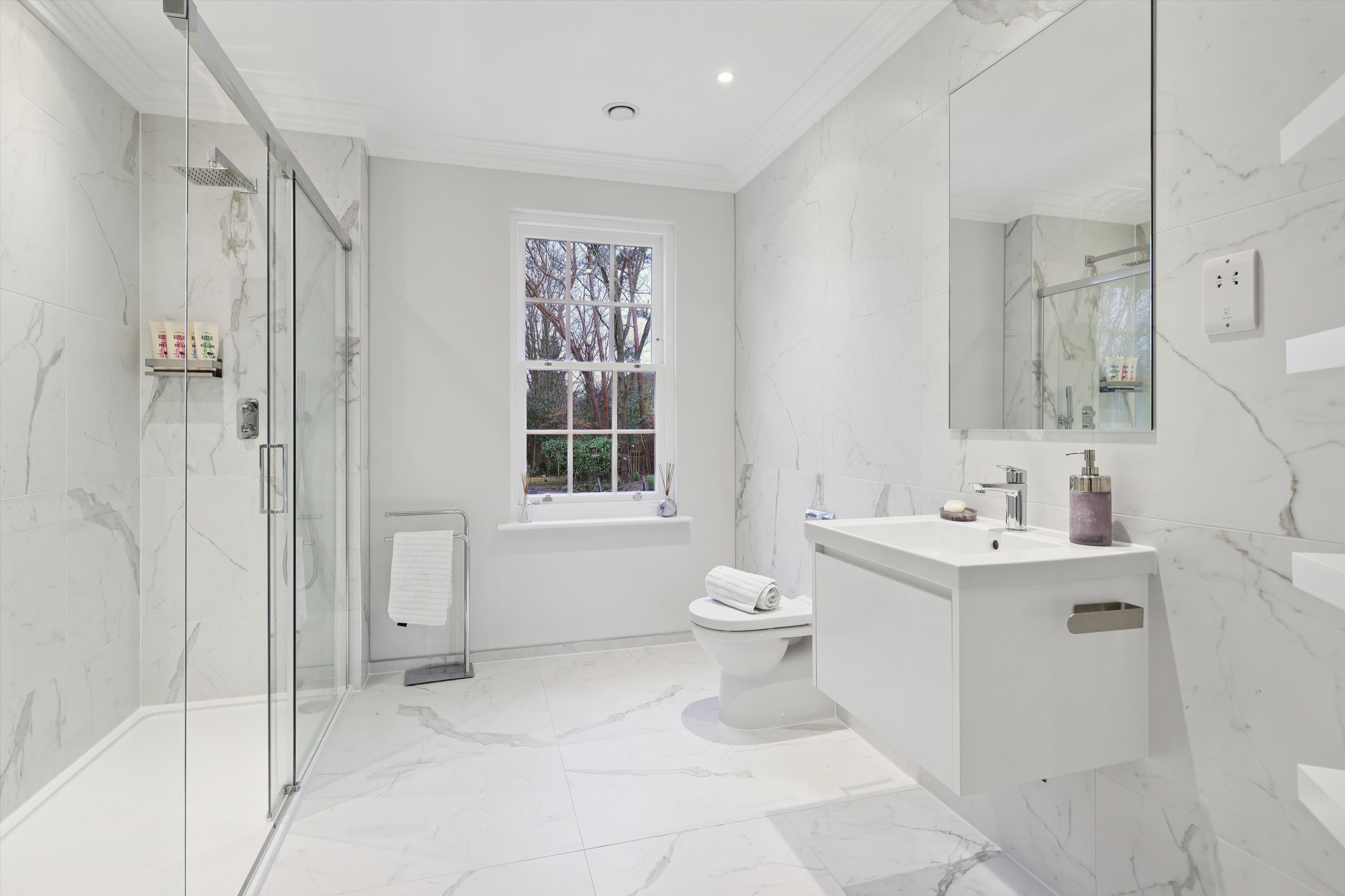 Broadoaks Park Road, West Byfleet, Surrey, KT14