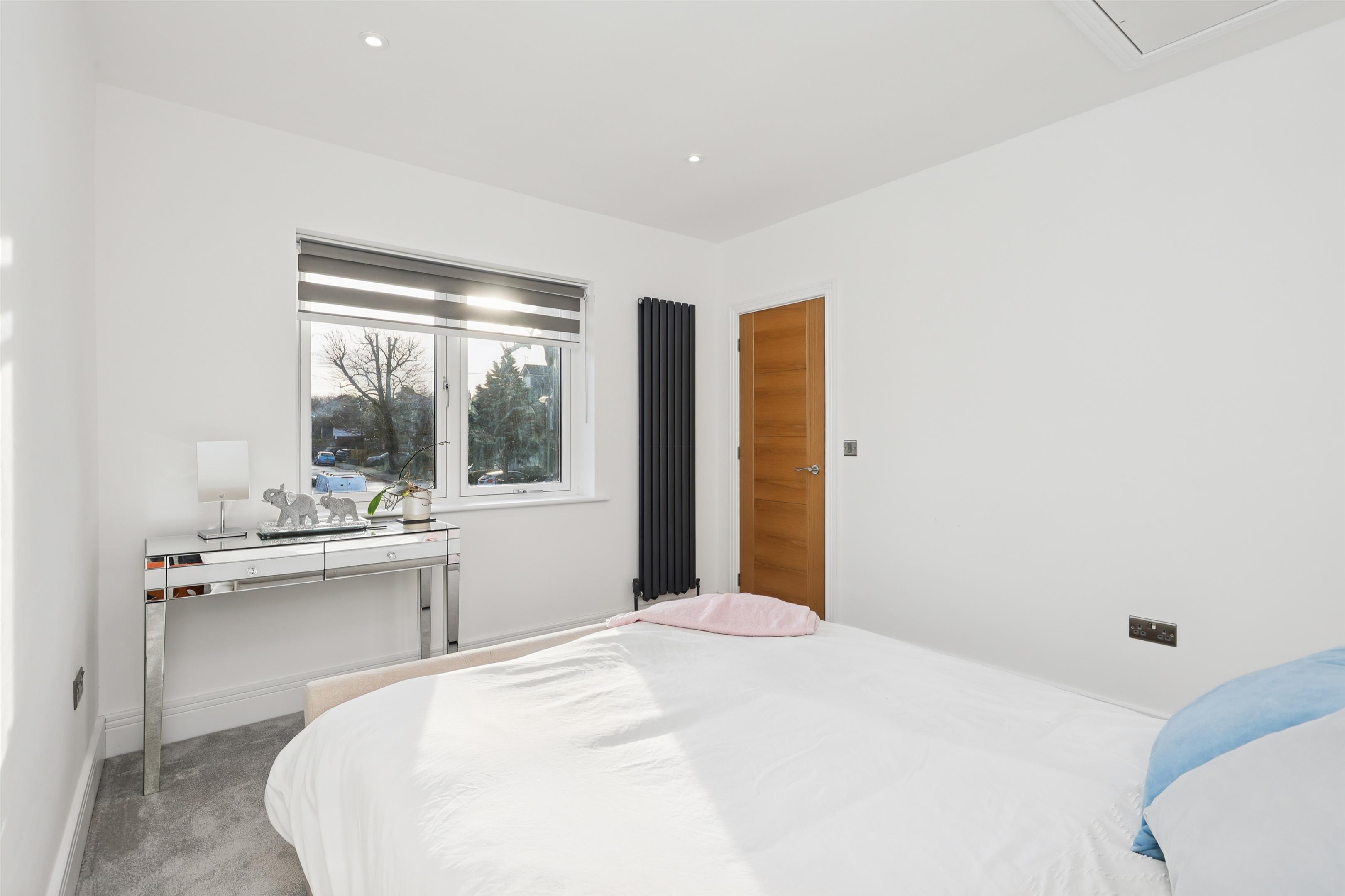 Pine Grove, Weybridge, Surrey, KT13