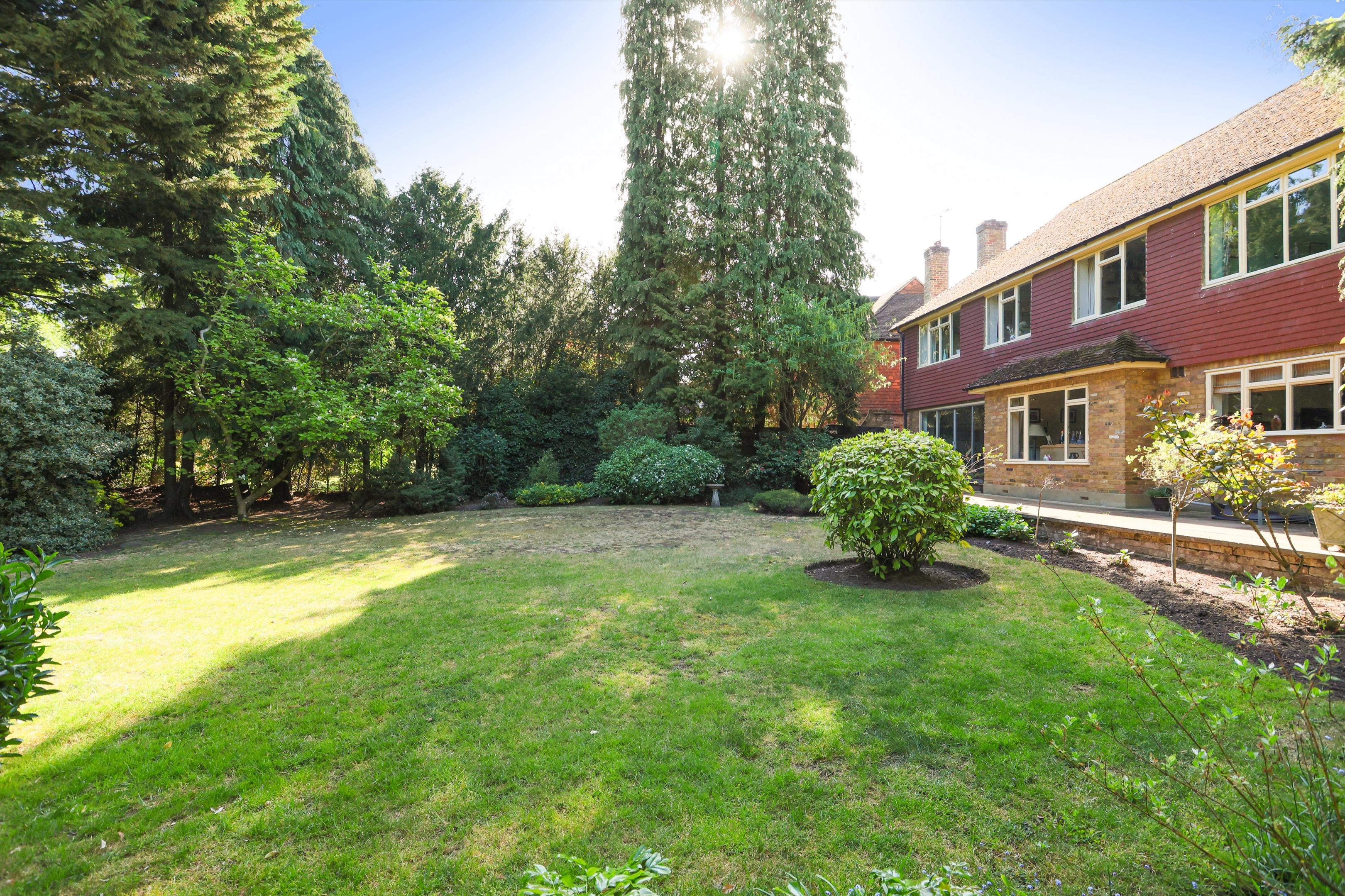 Firfields, Weybridge, Surrey KT13