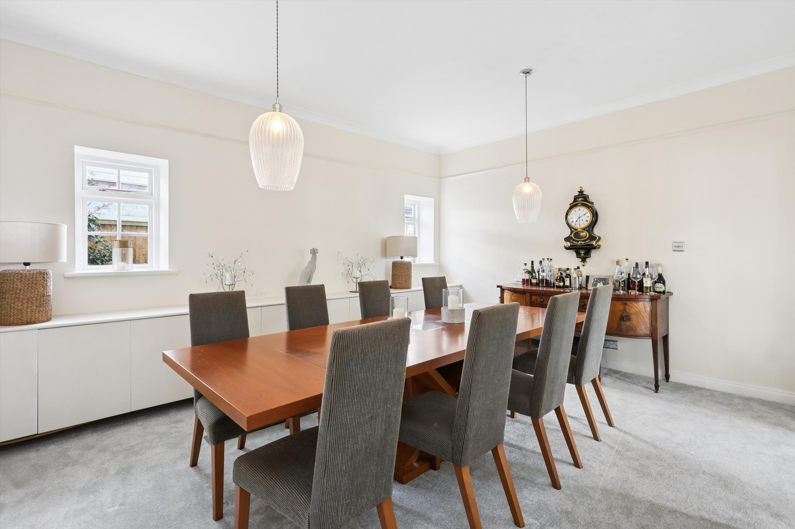 Oatlands Drive, Weybridge, Surrey KT13
