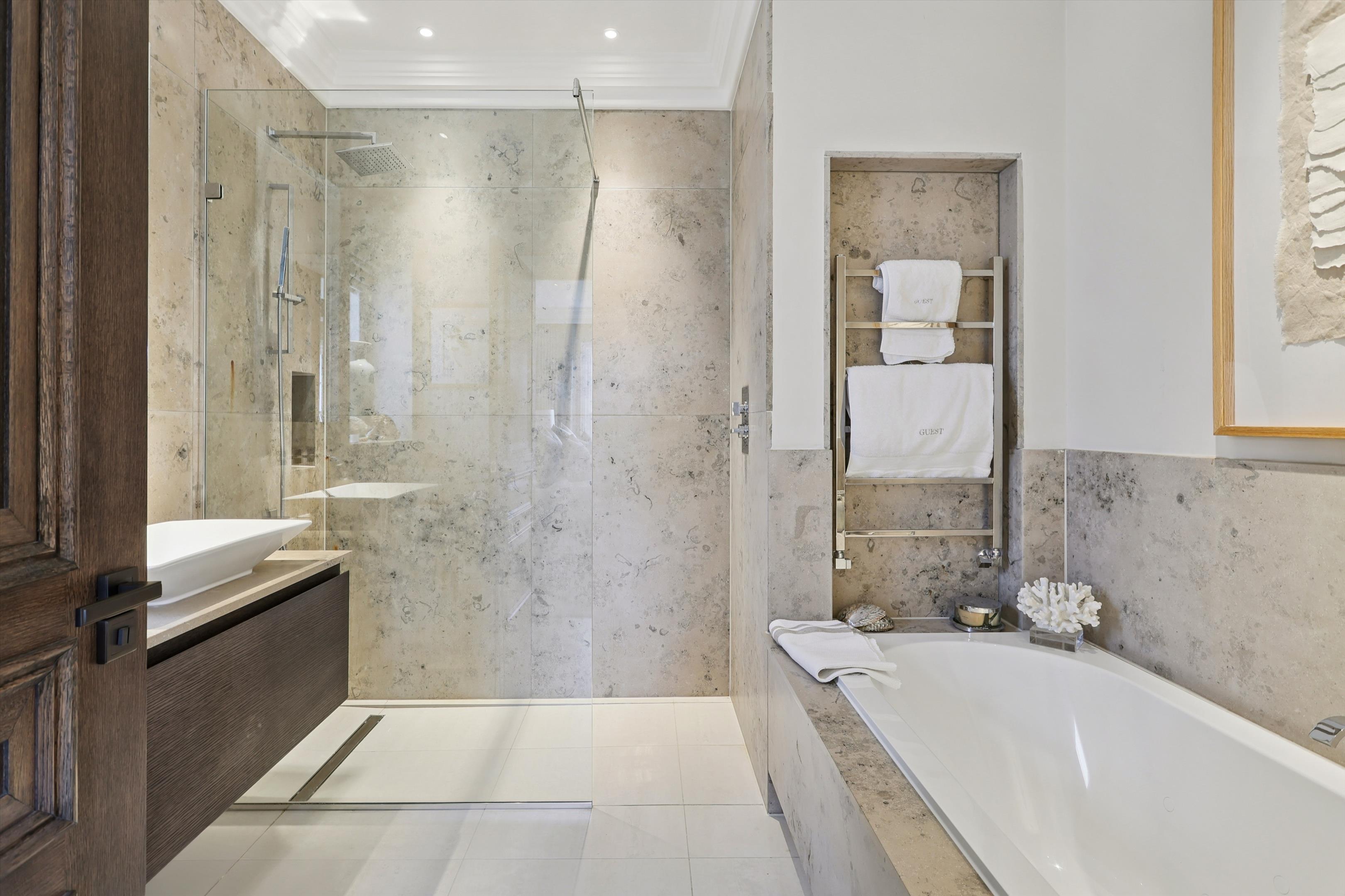 Esher Park Avenue, Esher, Surrey KT10