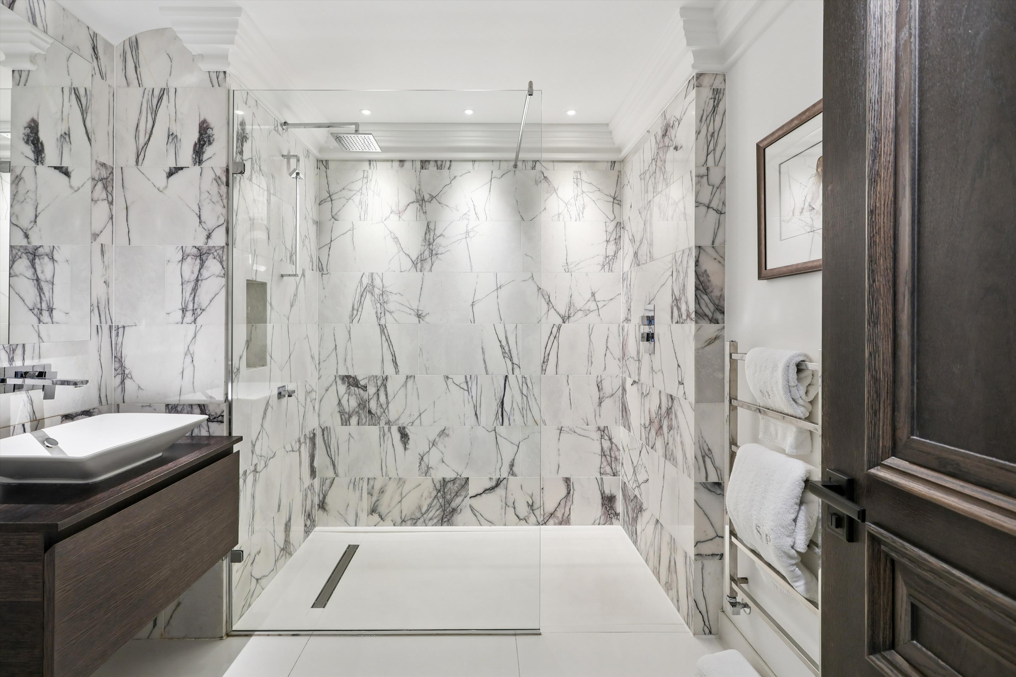 Esher Park Avenue, Esher, Surrey KT10