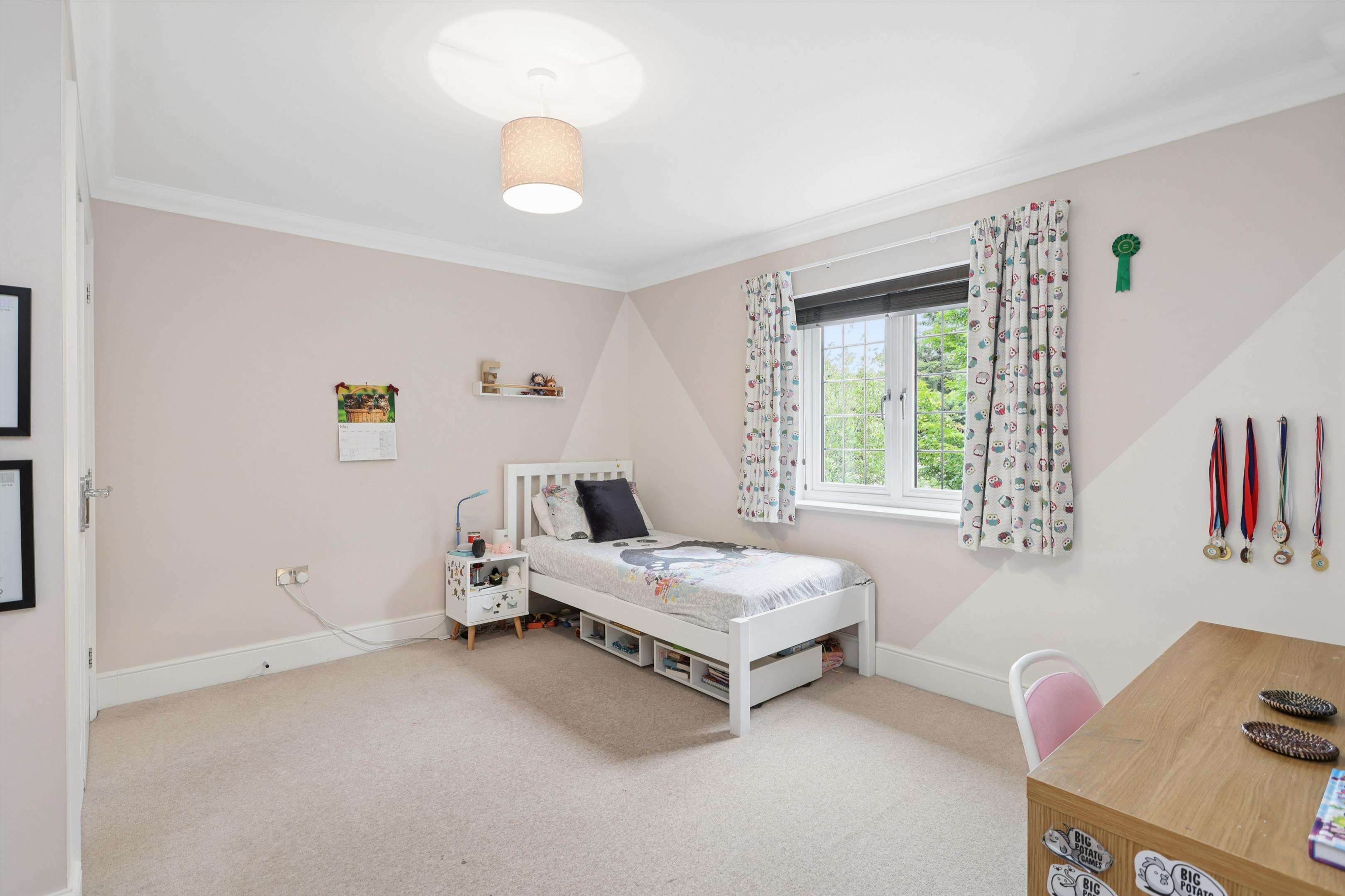 The Paddocks, Weybridge, Surrey KT13