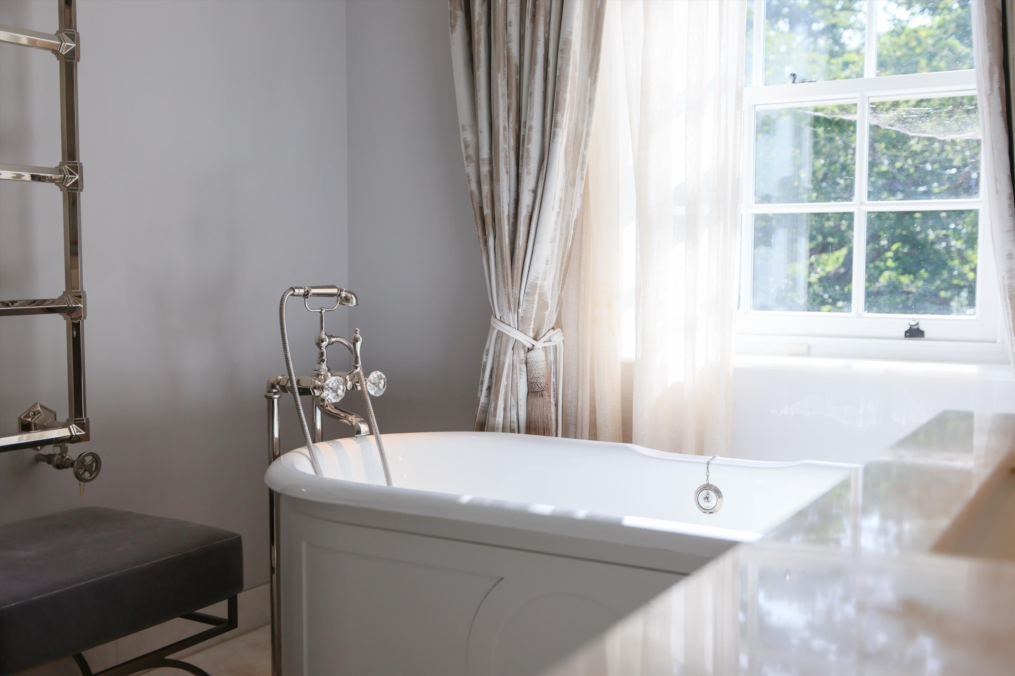Pachesham Park, Leatherhead, Surrey KT22
