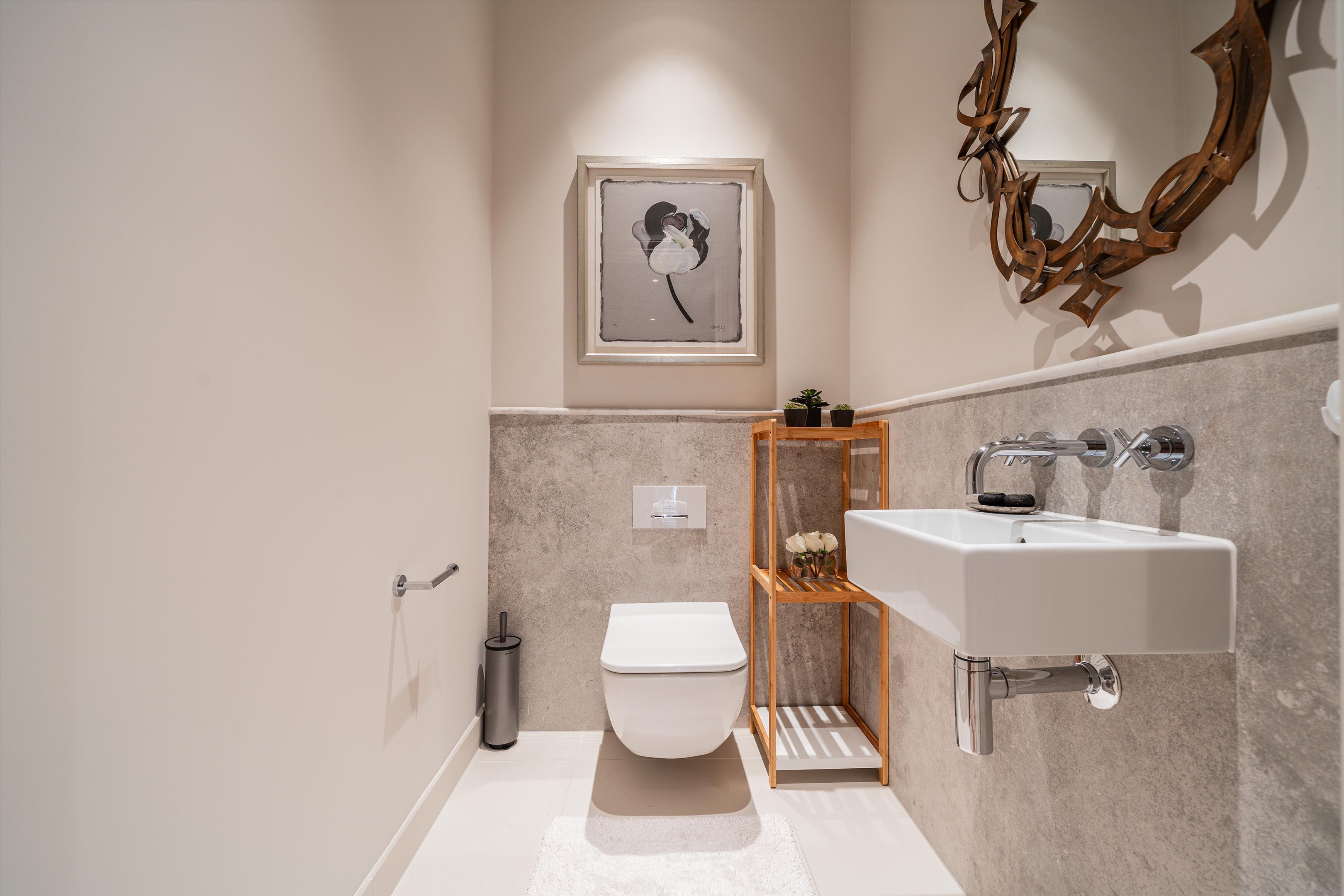 King John Square, Englefield Green, Egham, Surrey, TW20