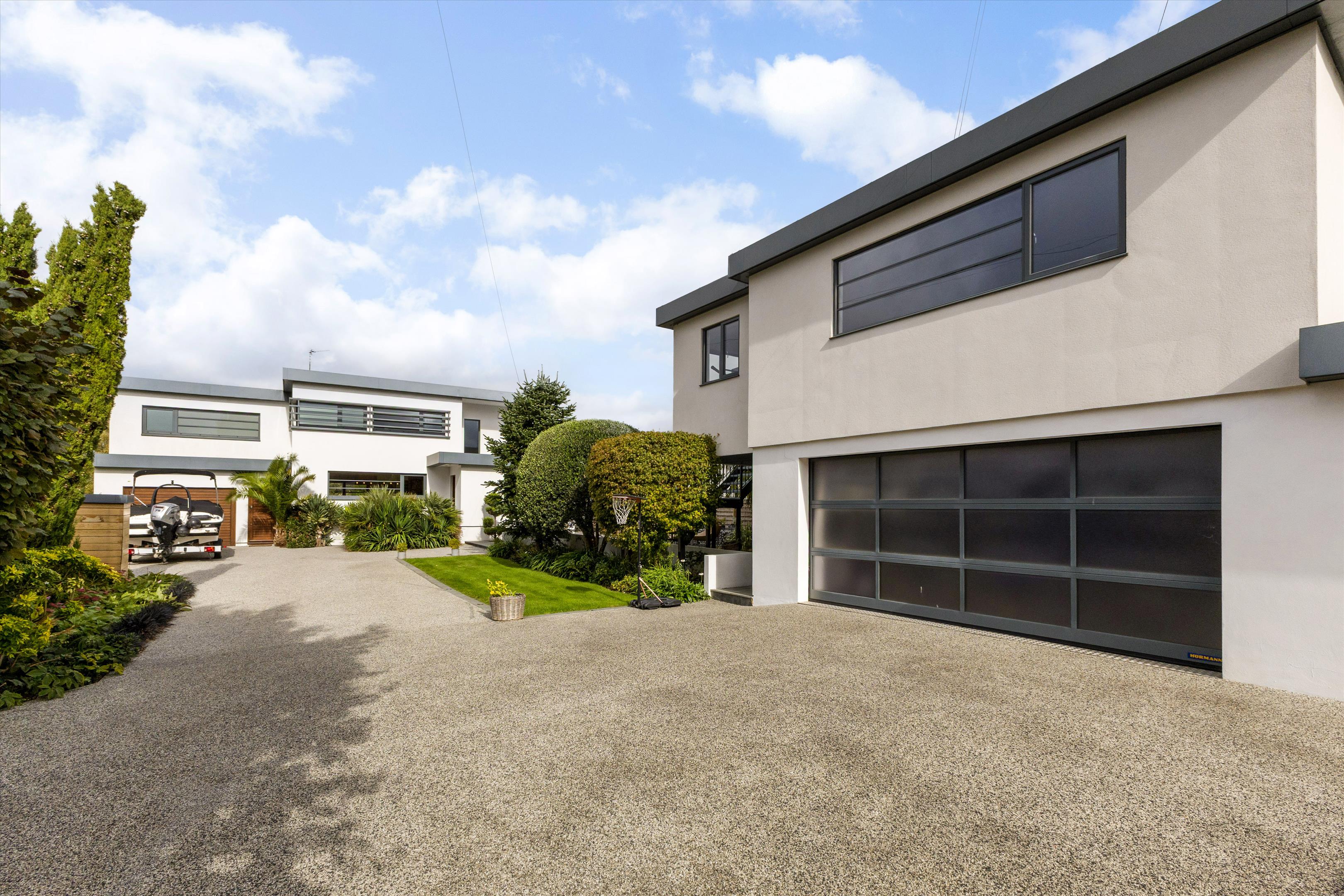 Park Avenue, Wraysbury, Staines-upon-Thames, Berkshire, TW19