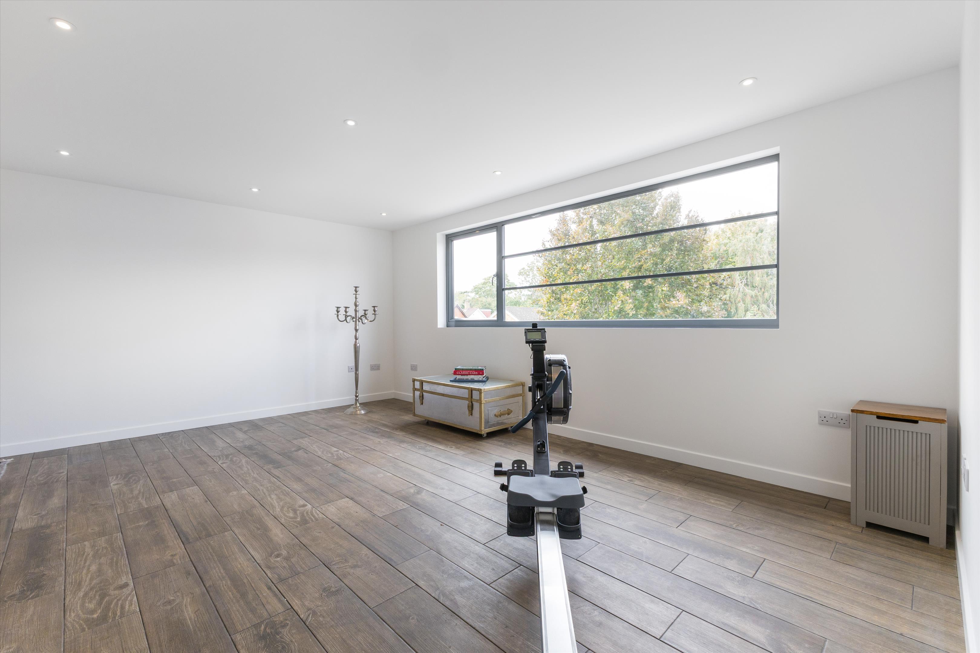Park Avenue, Wraysbury, Staines-upon-Thames, Berkshire, TW19