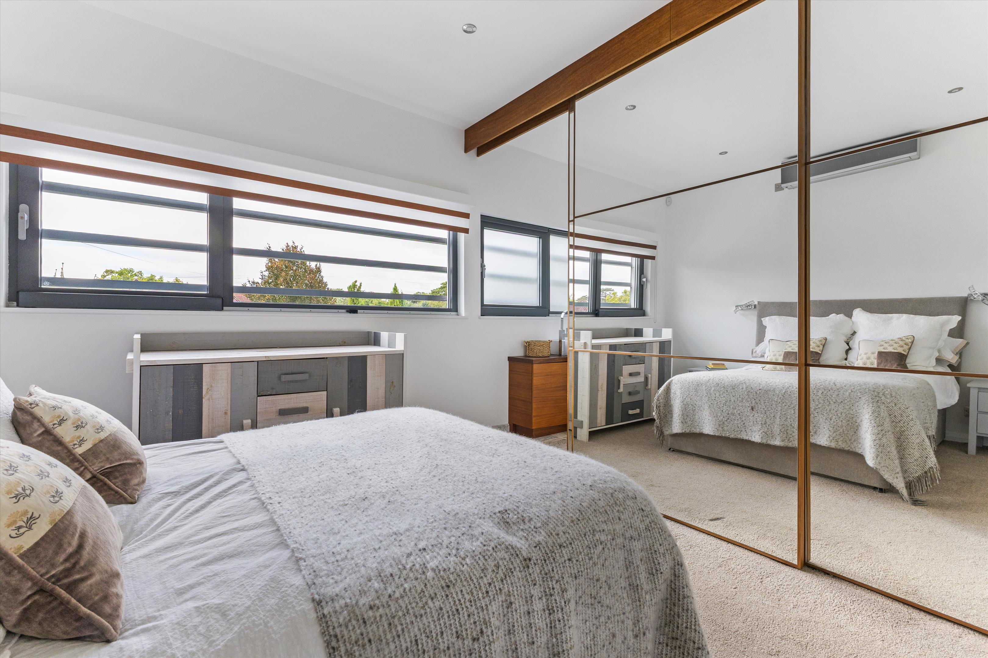 Park Avenue, Wraysbury, Staines-upon-Thames, Berkshire, TW19