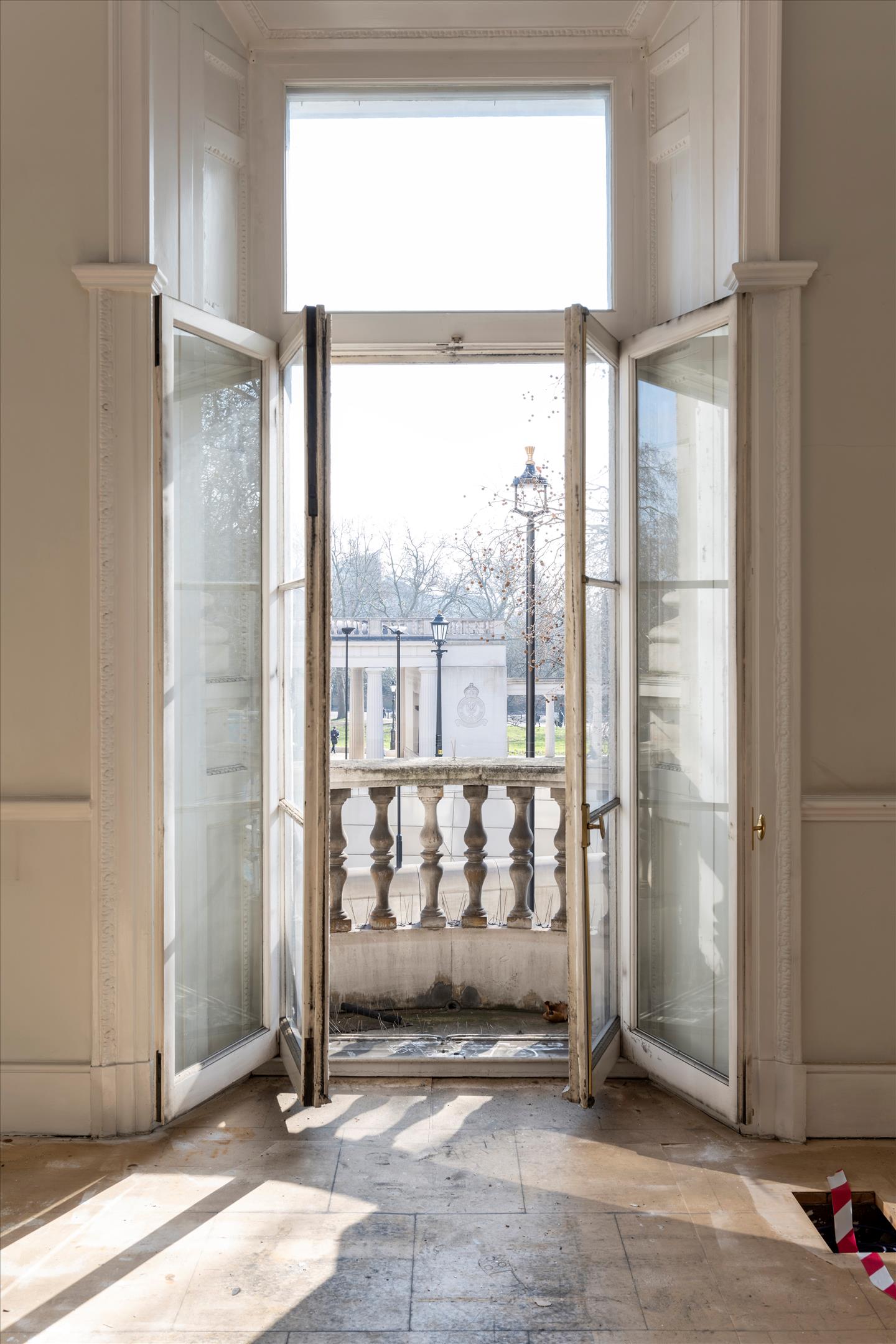 Piccadilly, Mayfair, London, W1J