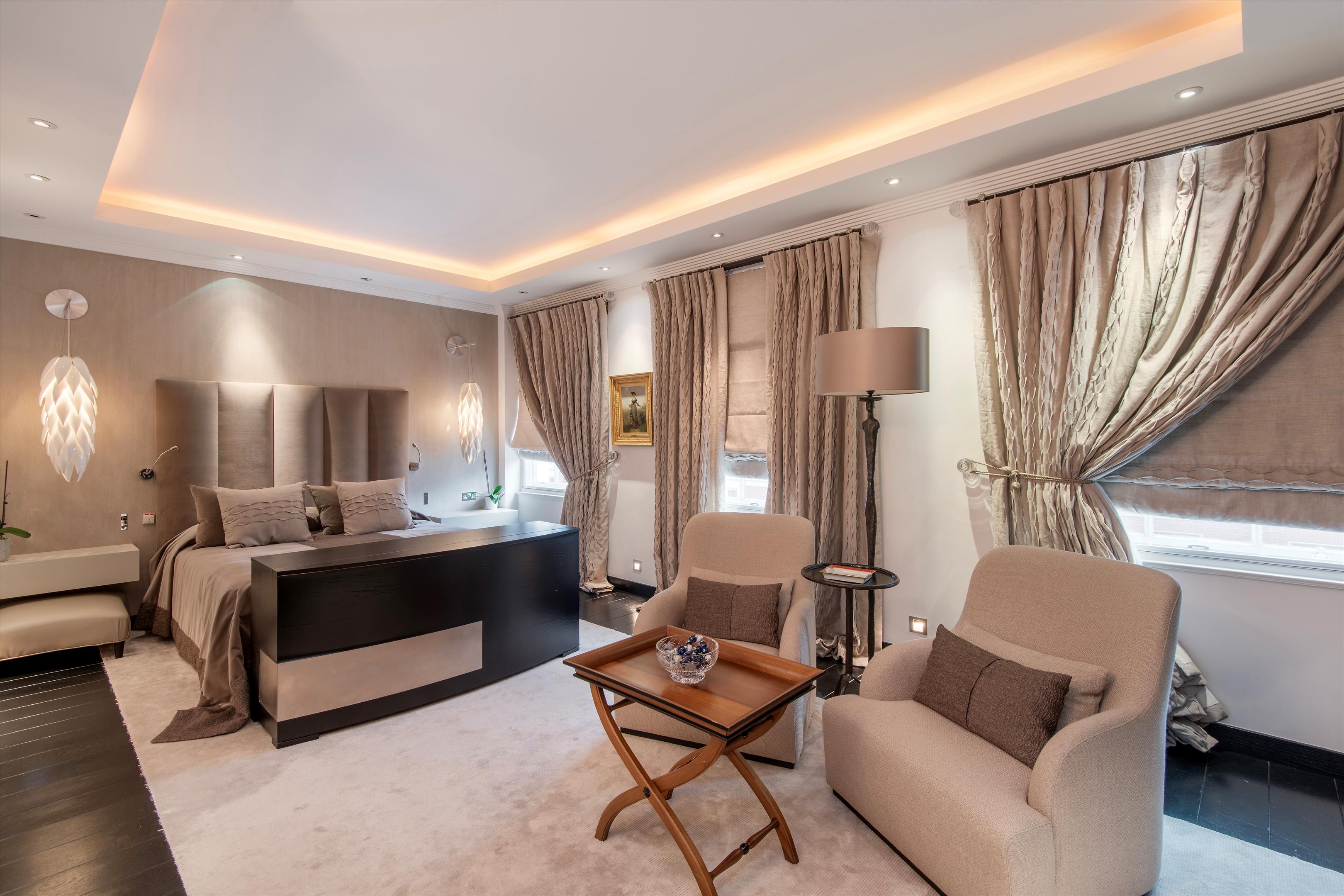 Hill Street, Mayfair, London, W1J
