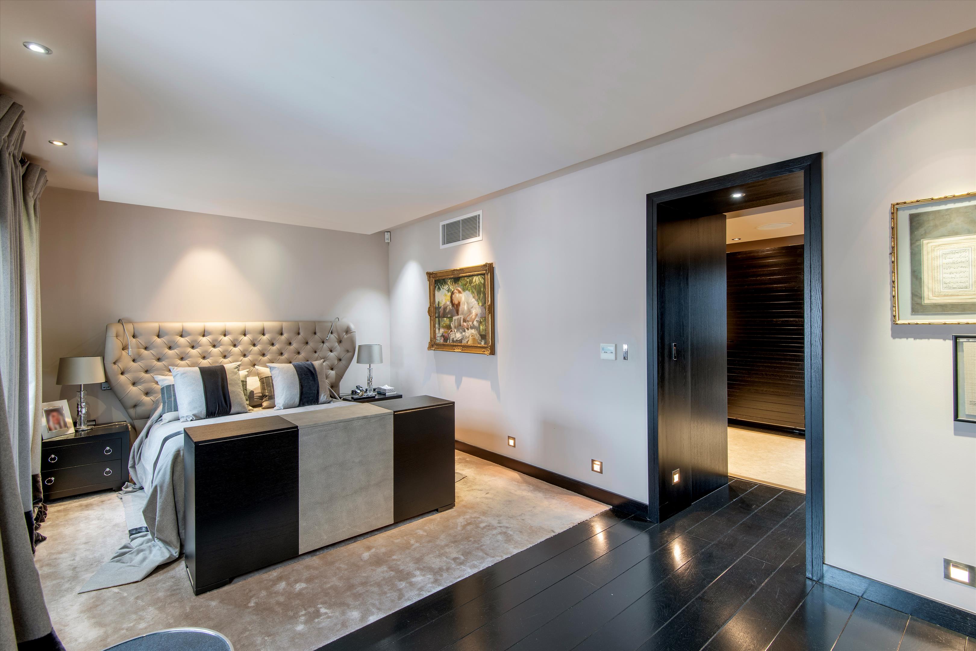 Hill Street, Mayfair, London, W1J