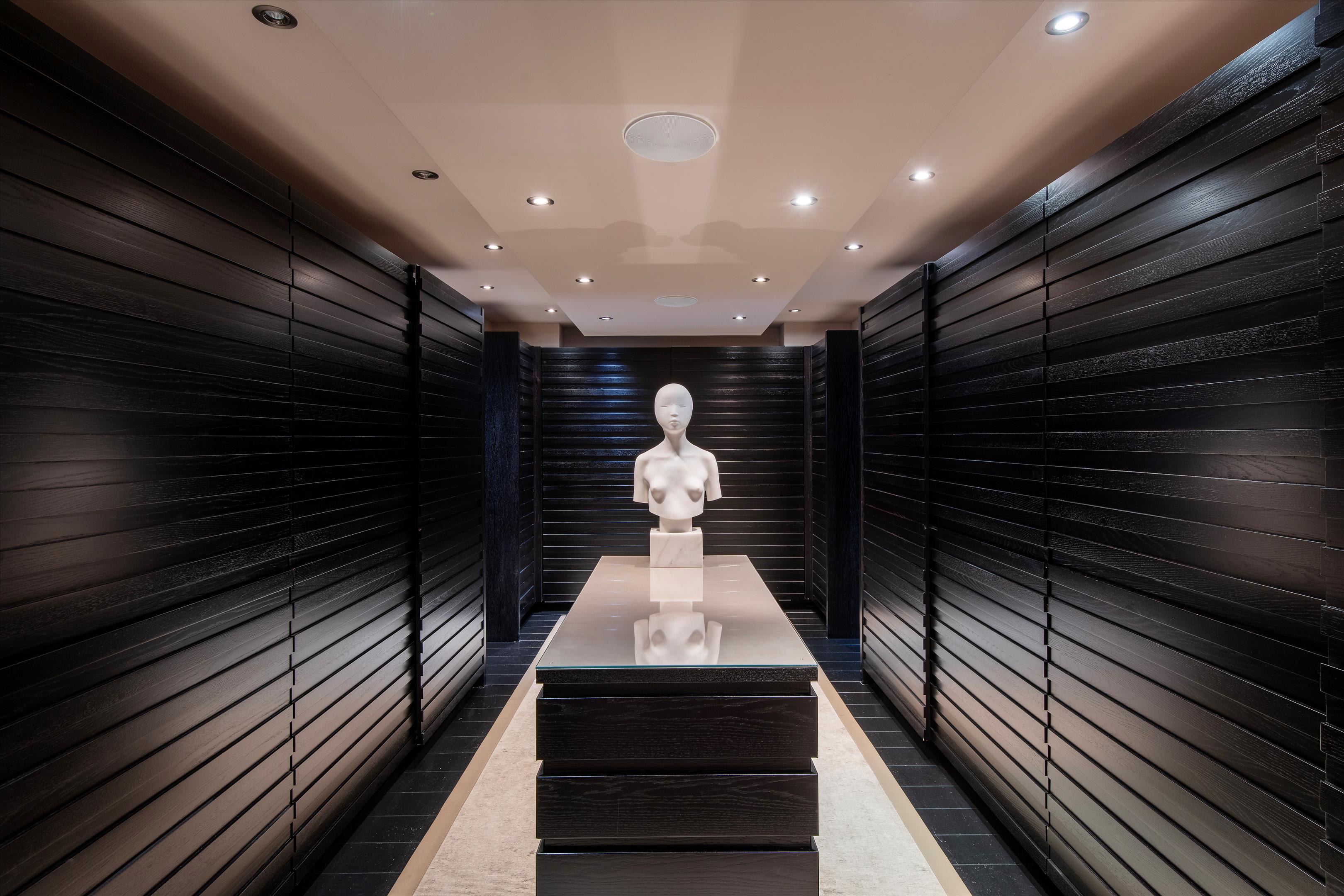 Hill Street, Mayfair, London, W1J