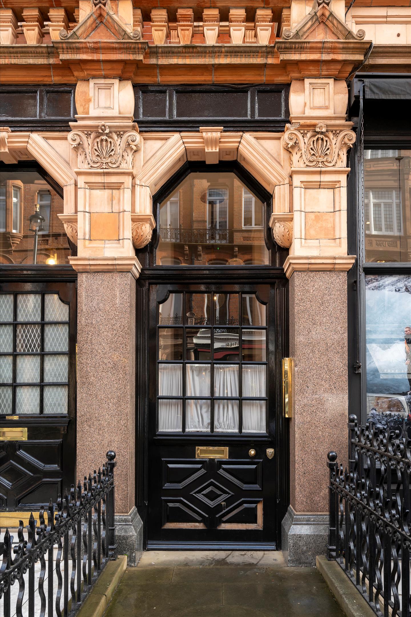 South Audley Street, Mayfair, London, W1K