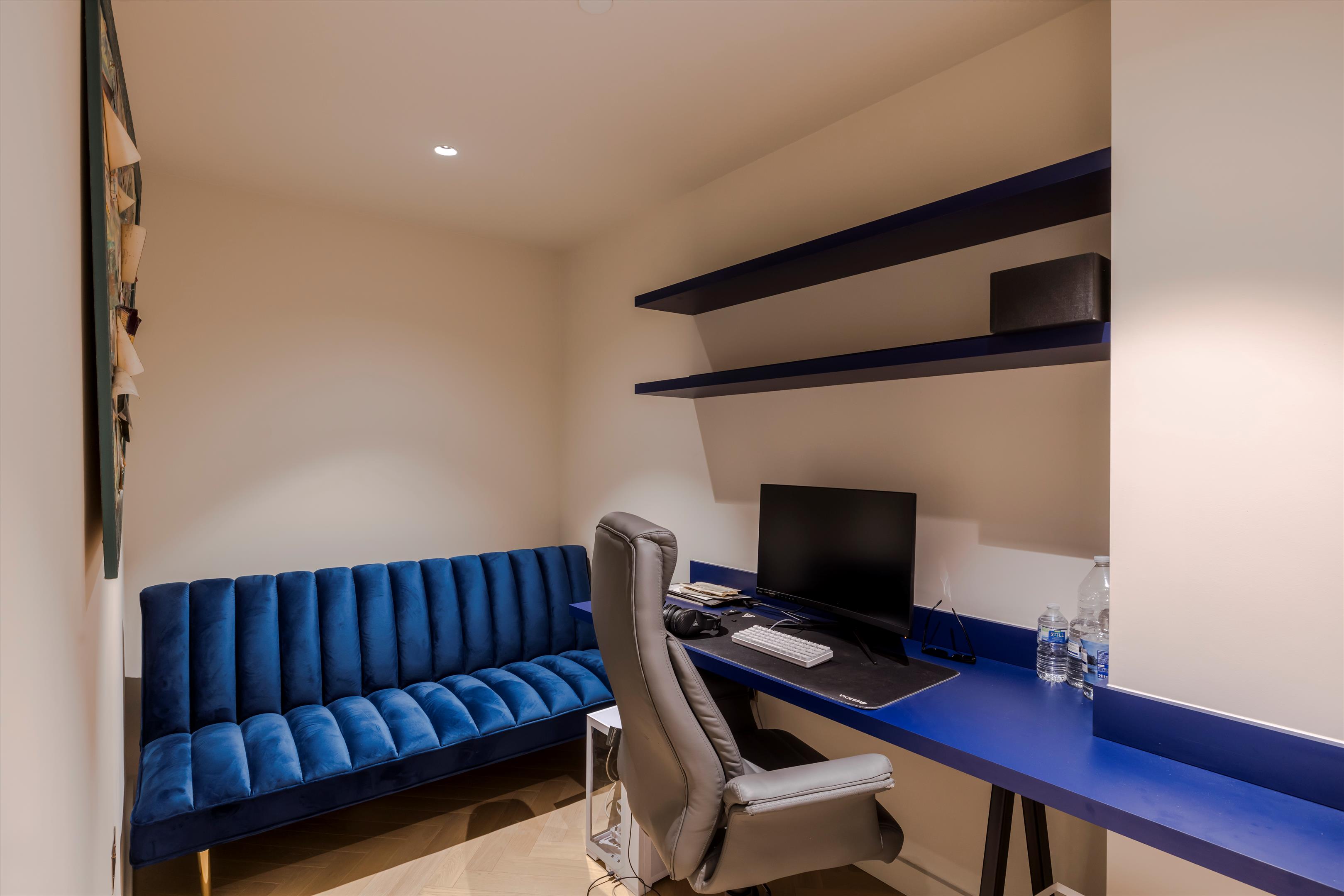 Fareham Street, London, W1F