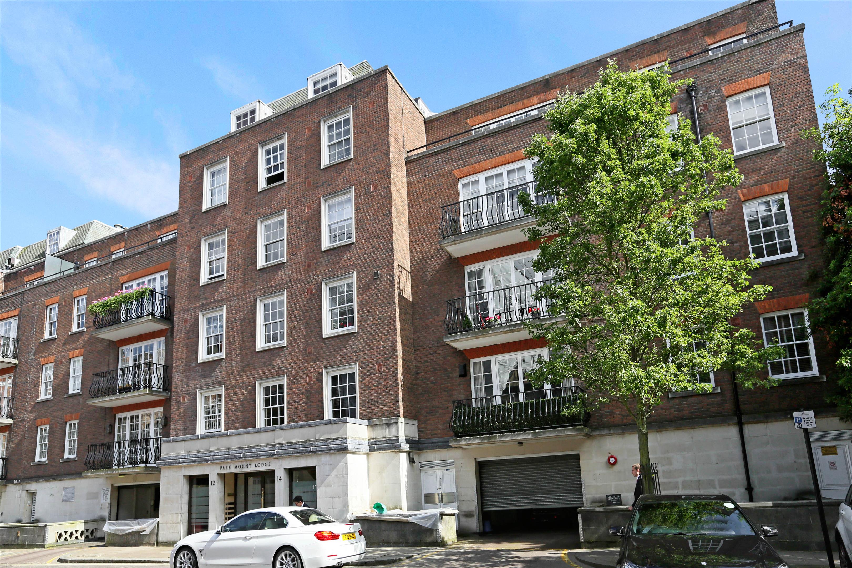 Reeves Mews, London W1K