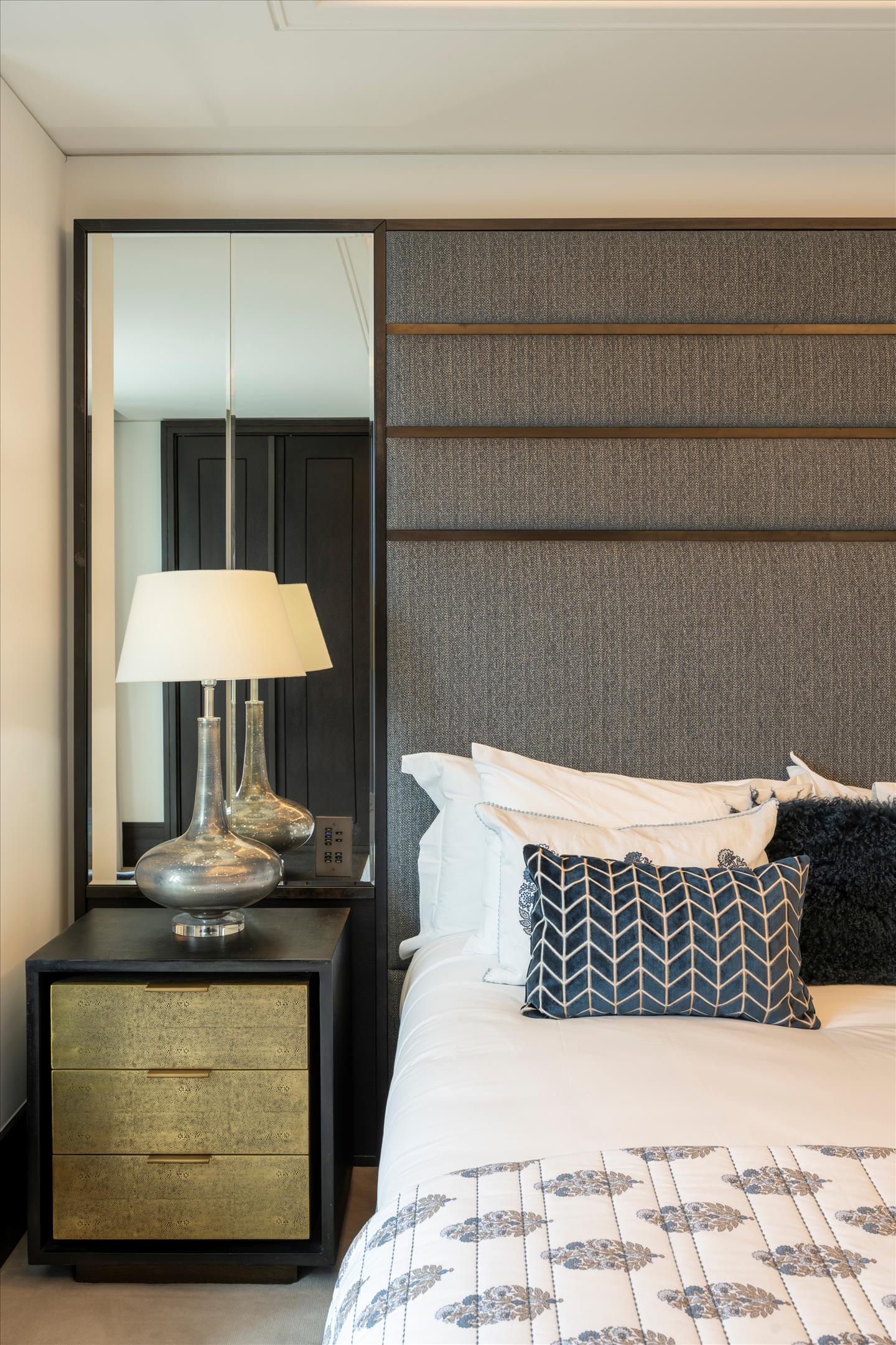 1 Ashburton Place, Mayfair, London, W1J