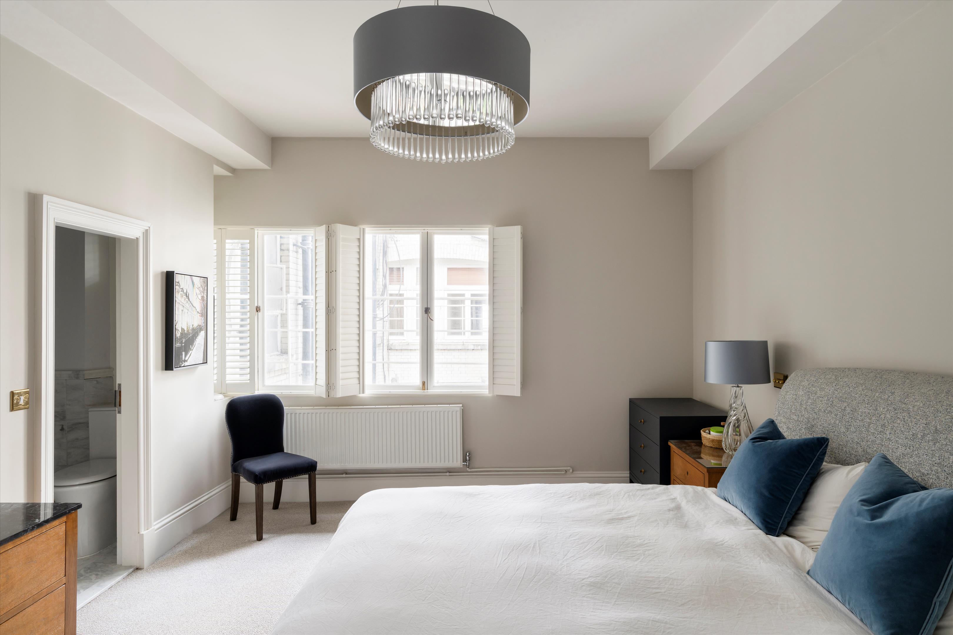 Whitehall Court, London, SW1A