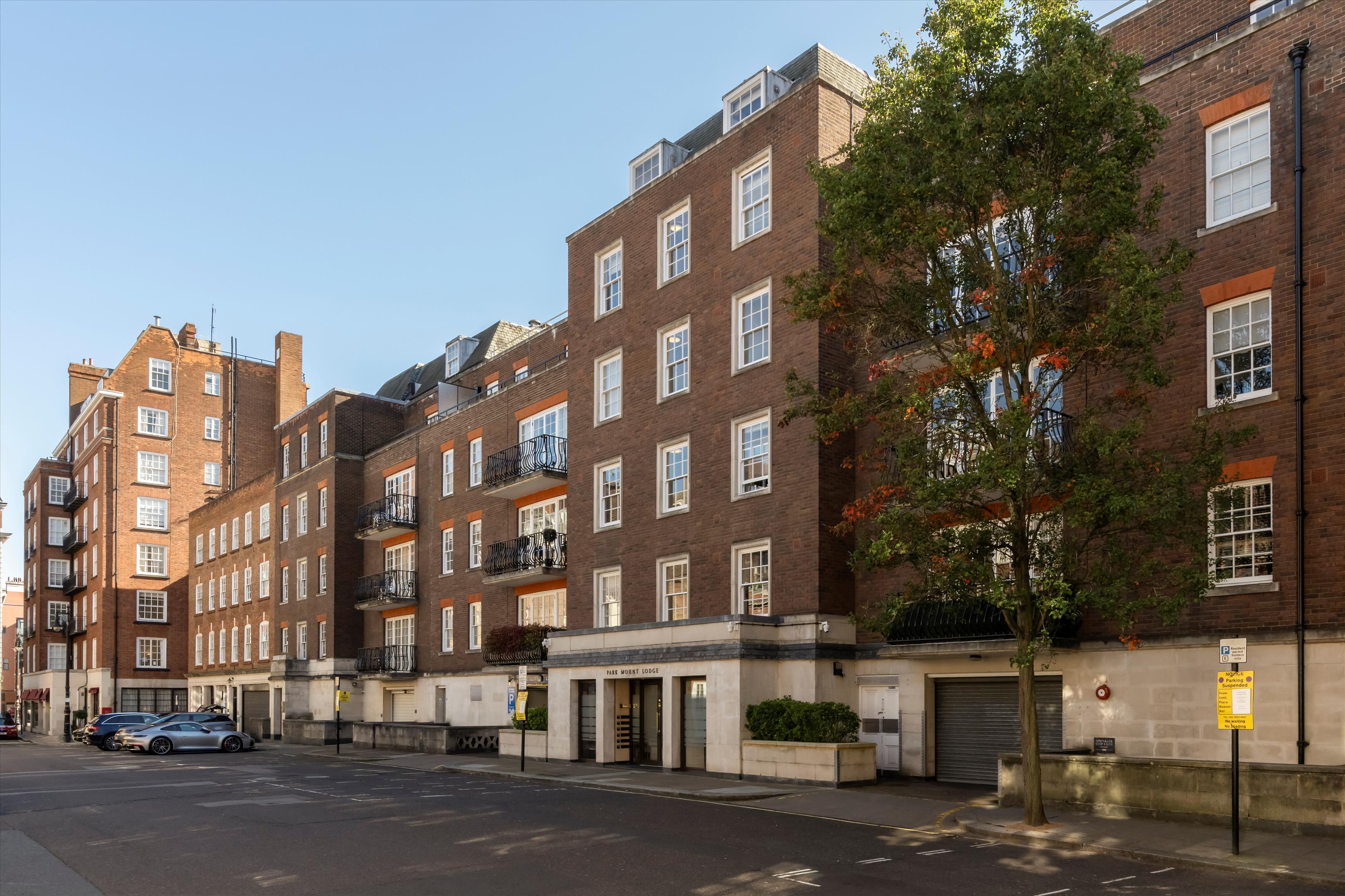 Reeves Mews, London, London, W1K