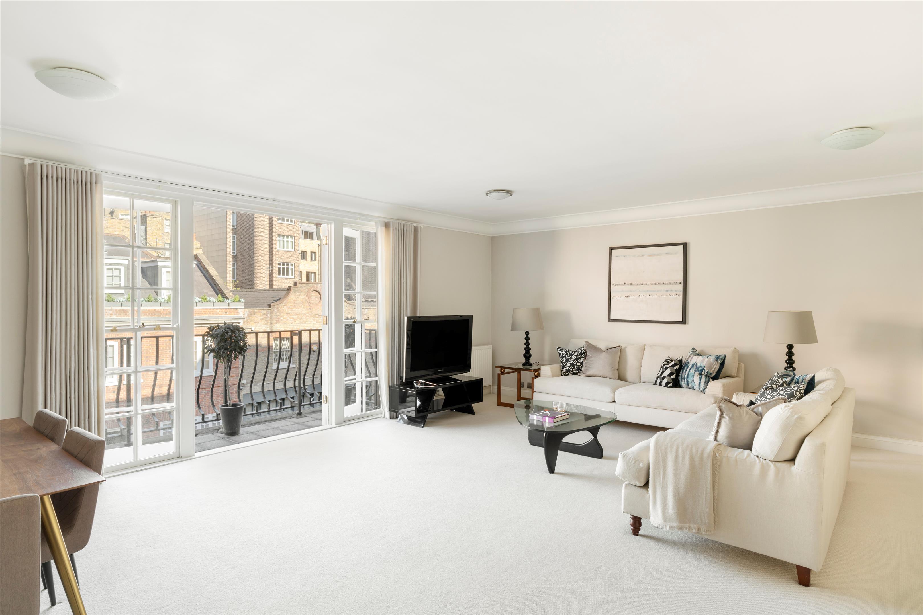 Reeves Mews, London, London, W1K