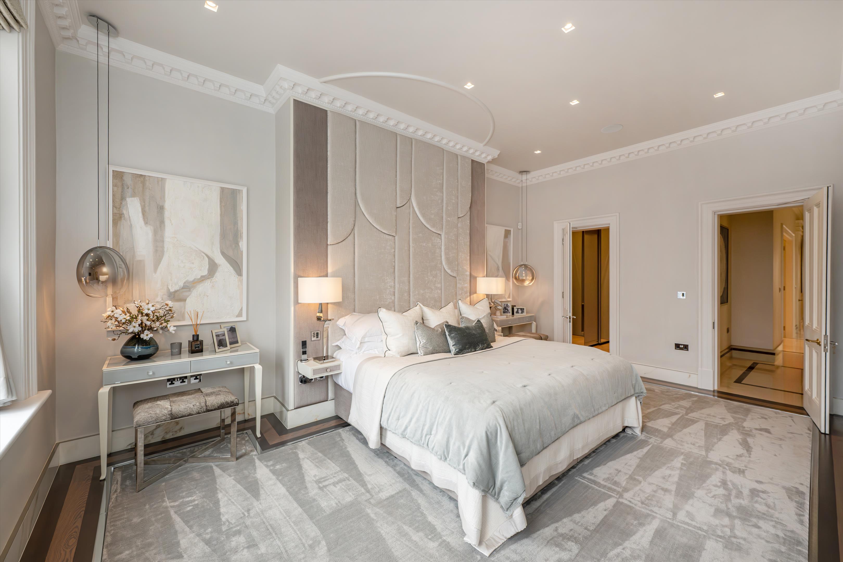 Upper Grosvenor Street, London W1K