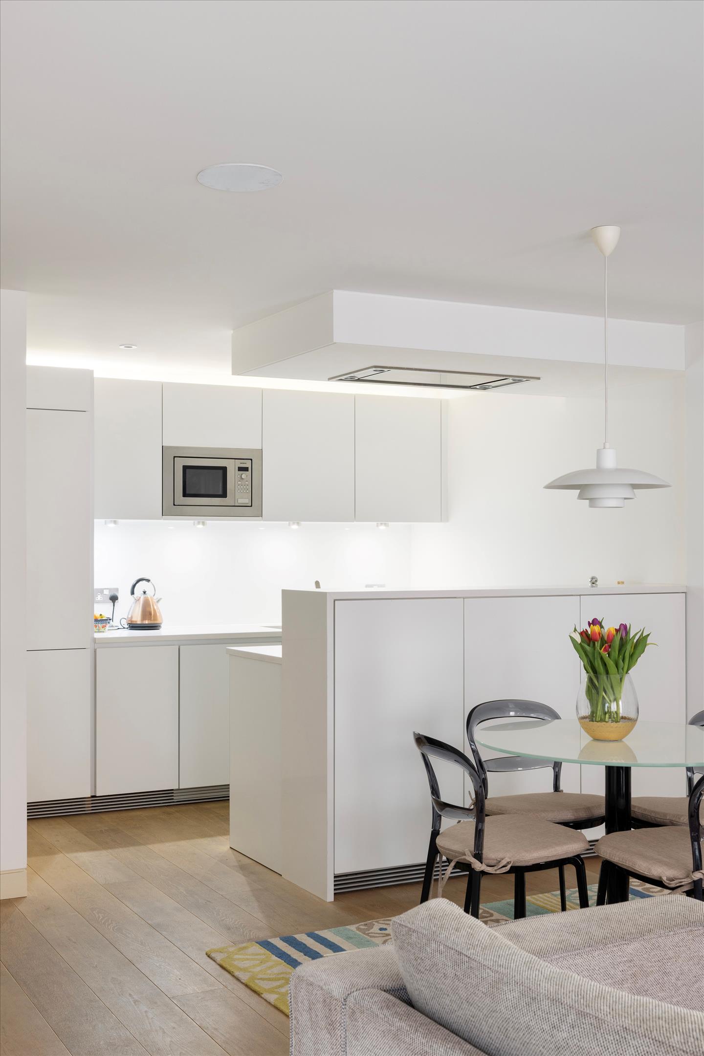 Bedford Court, London WC2E