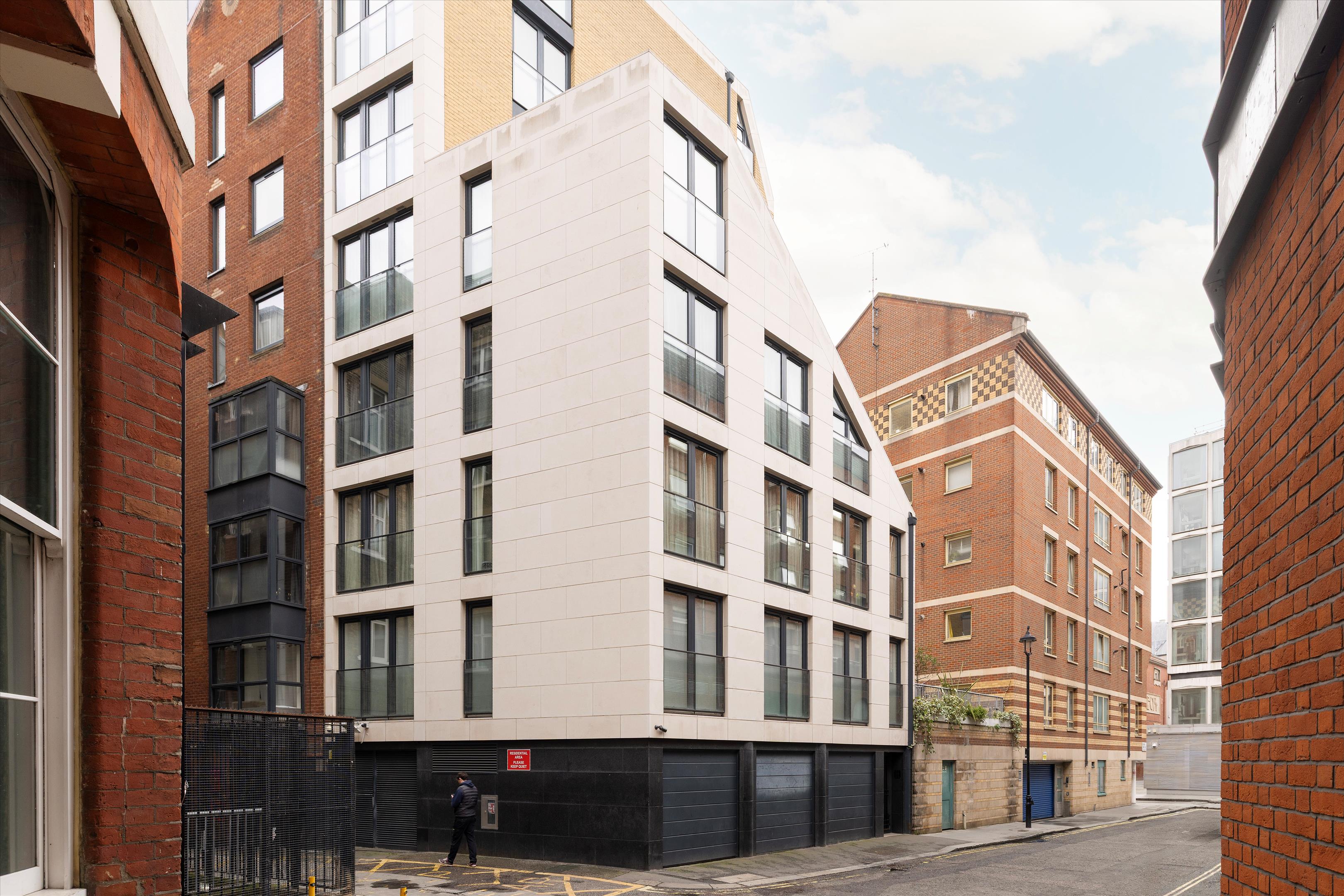 Bedford Court, London WC2E