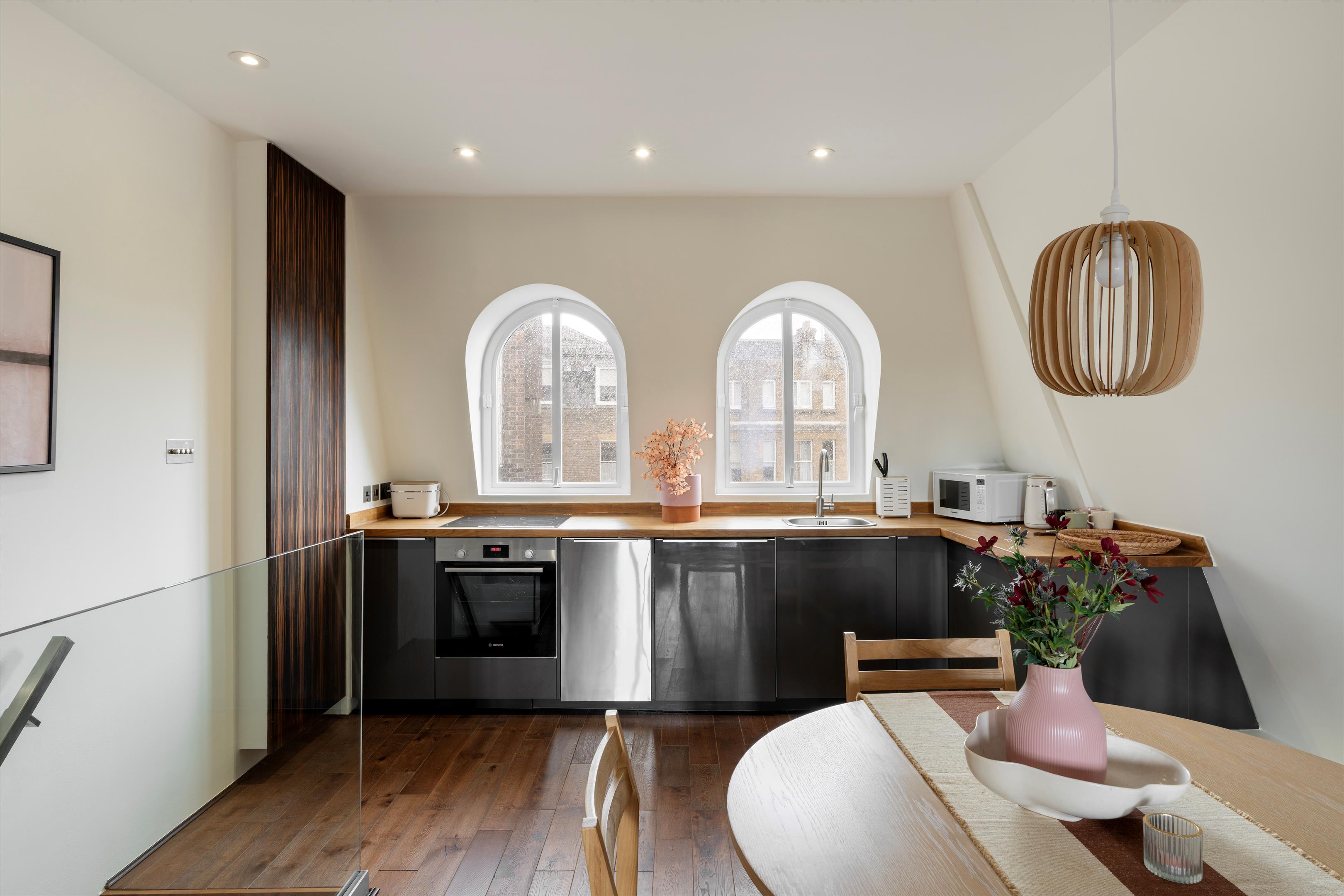 Curzon Street, London W1J