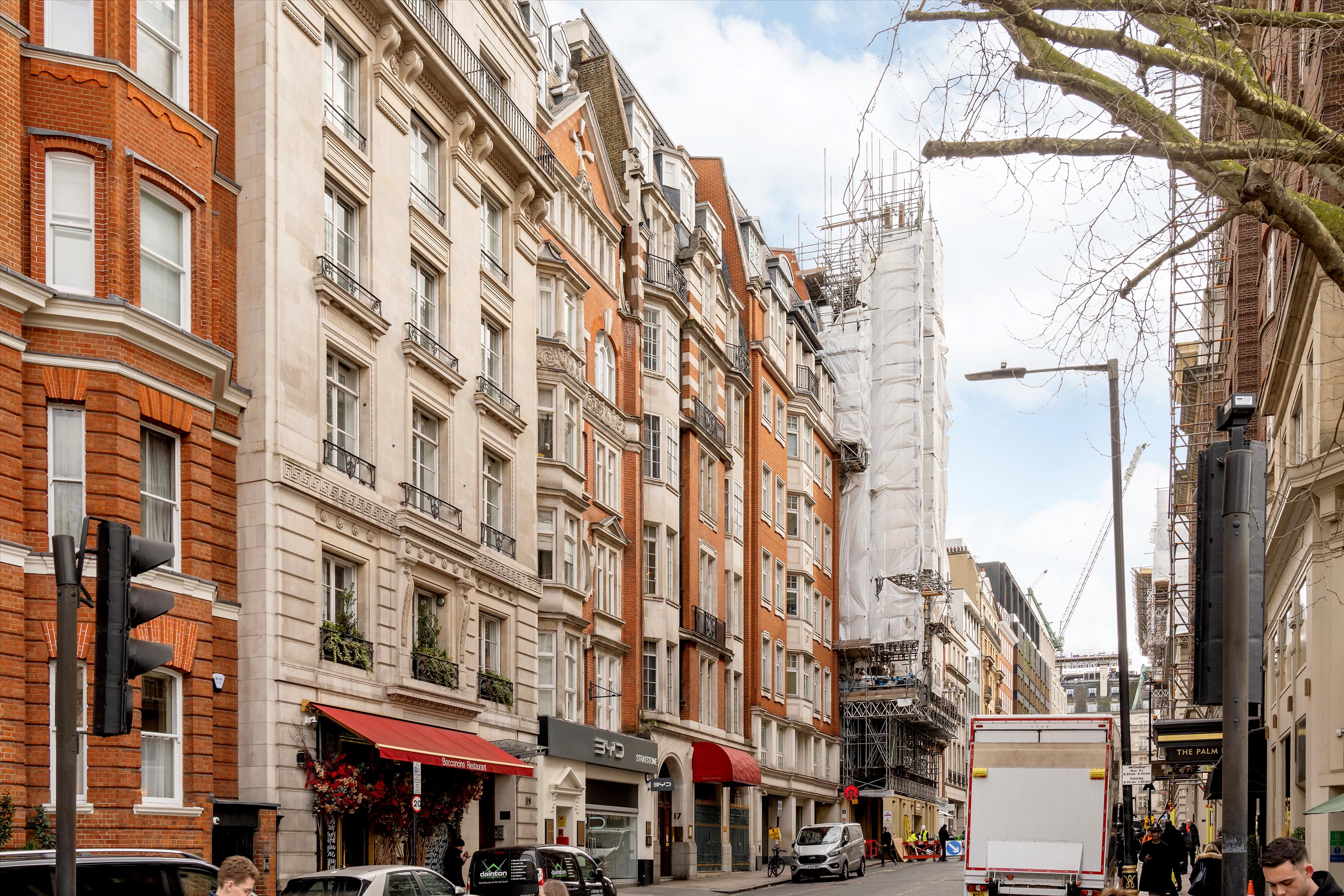 Berkeley Street, London W1J