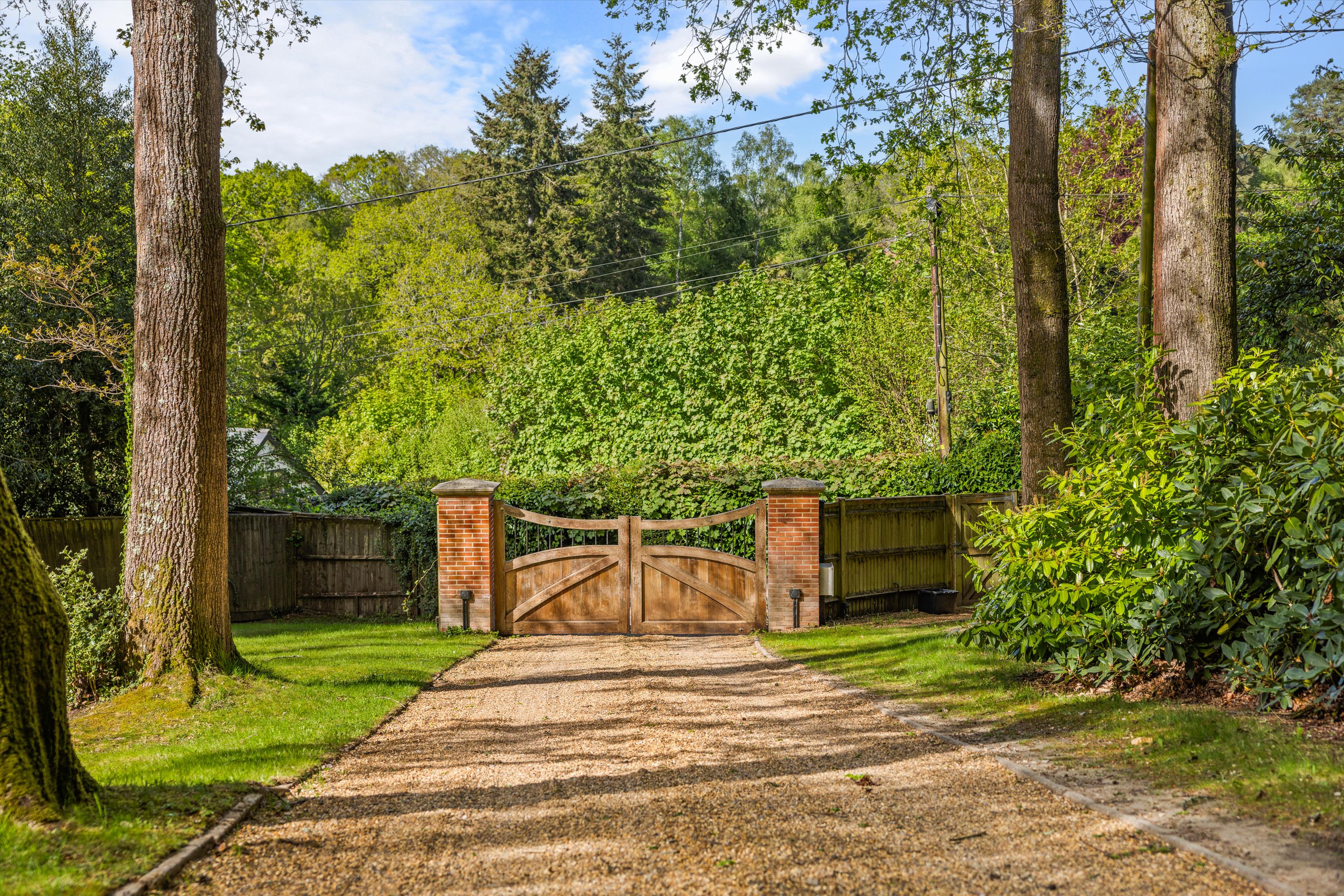 Headley Hill Road, Arford, Headley, Hampshire GU35