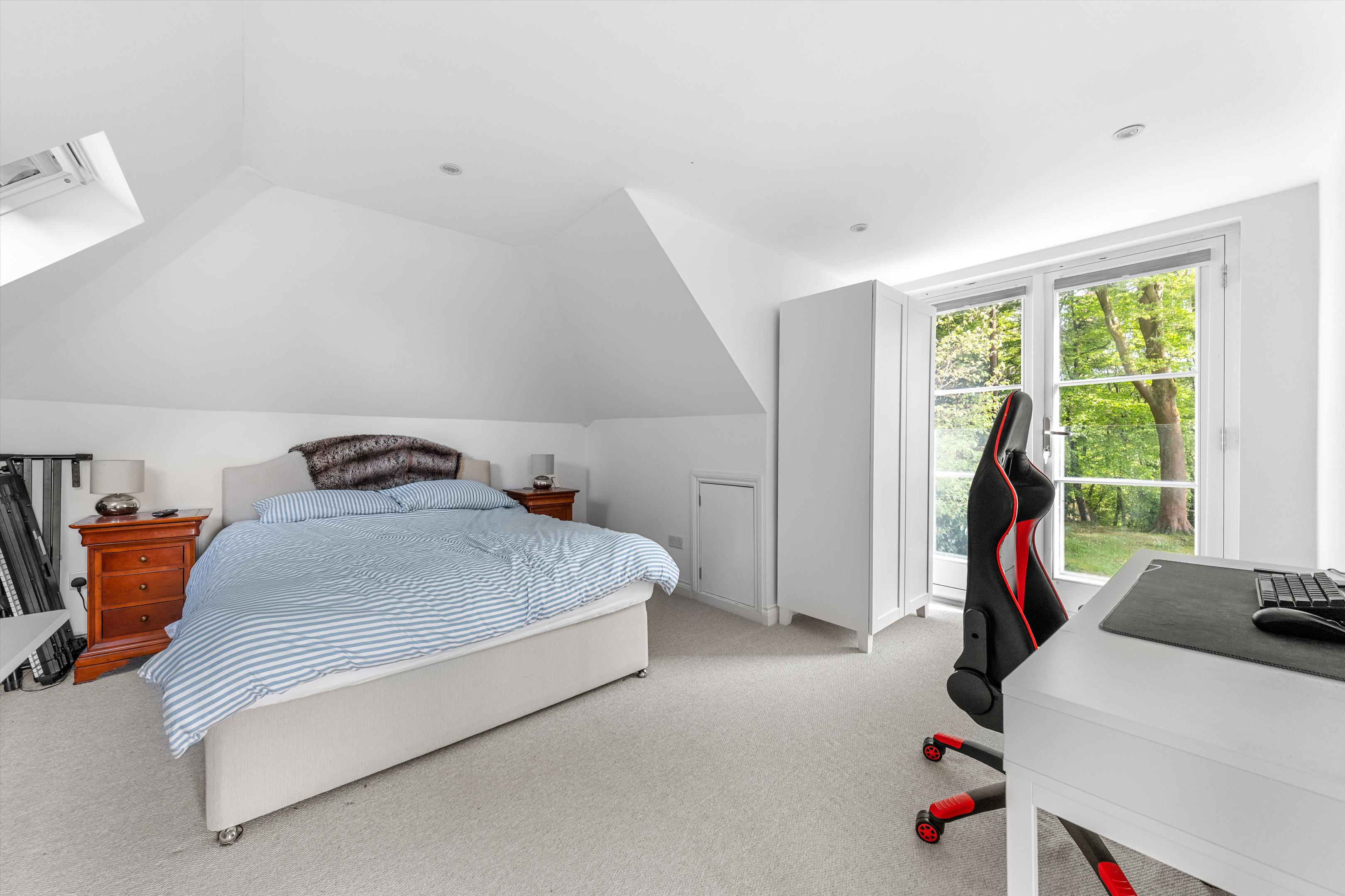 Headley Hill Road, Arford, Headley, Hampshire GU35