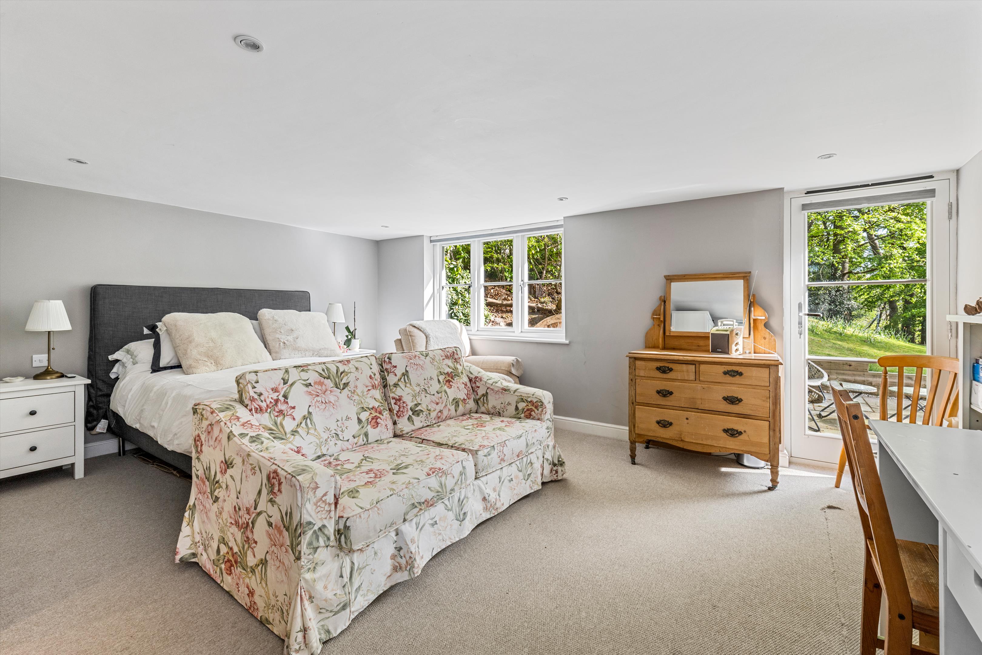Headley Hill Road, Arford, Headley, Hampshire GU35