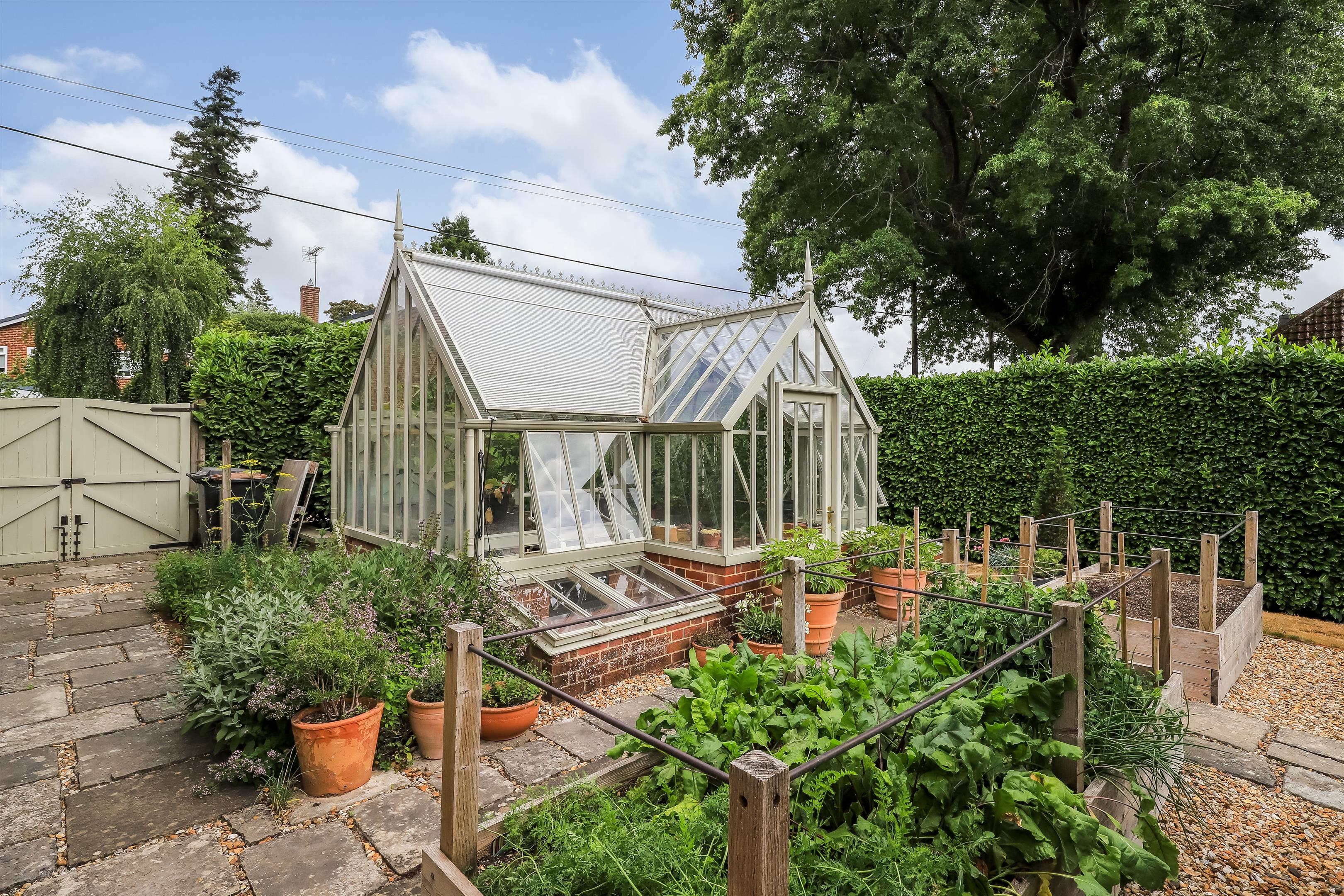 The Crescent, Romsey, Hampshire, SO51