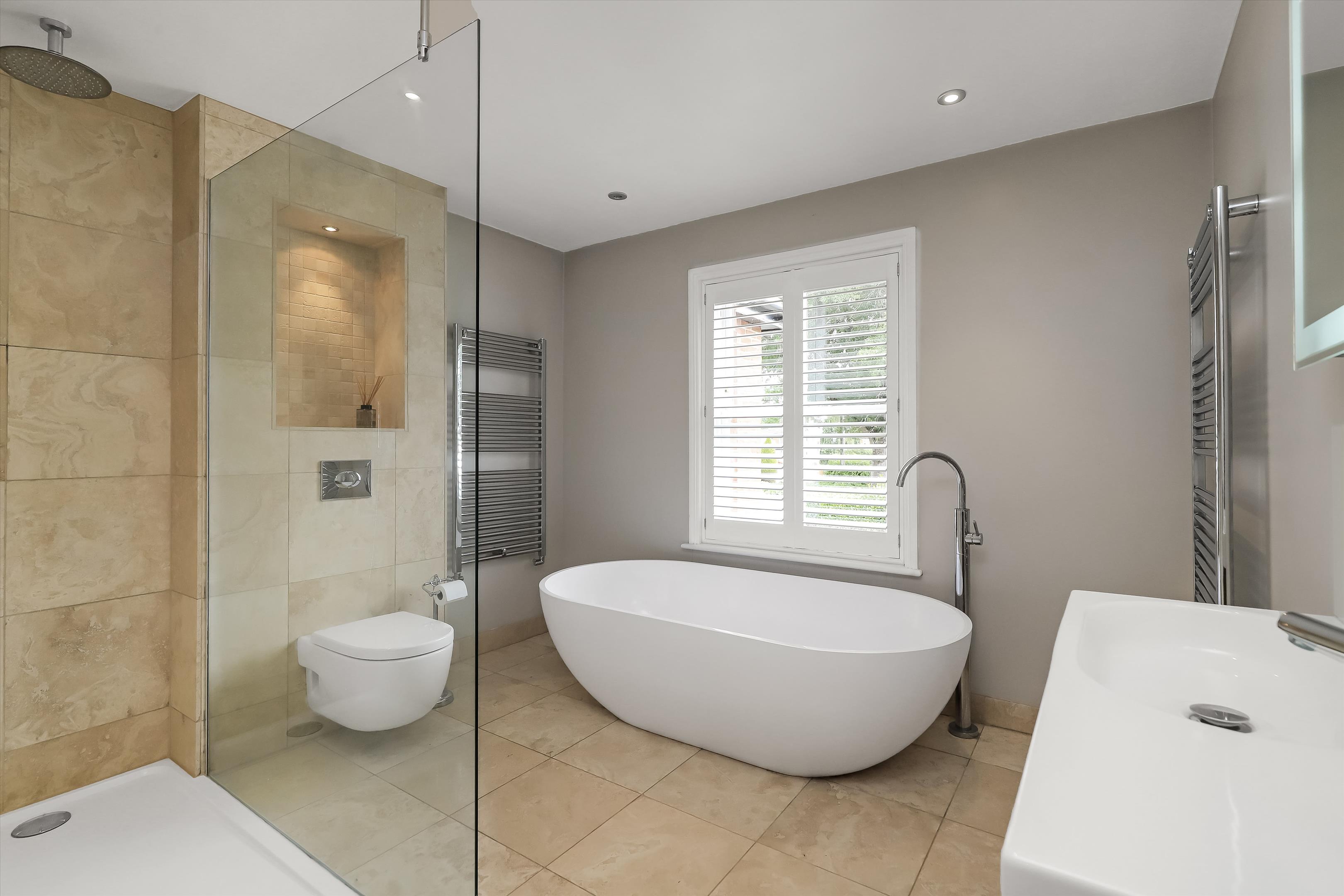 The Crescent, Romsey, Hampshire, SO51