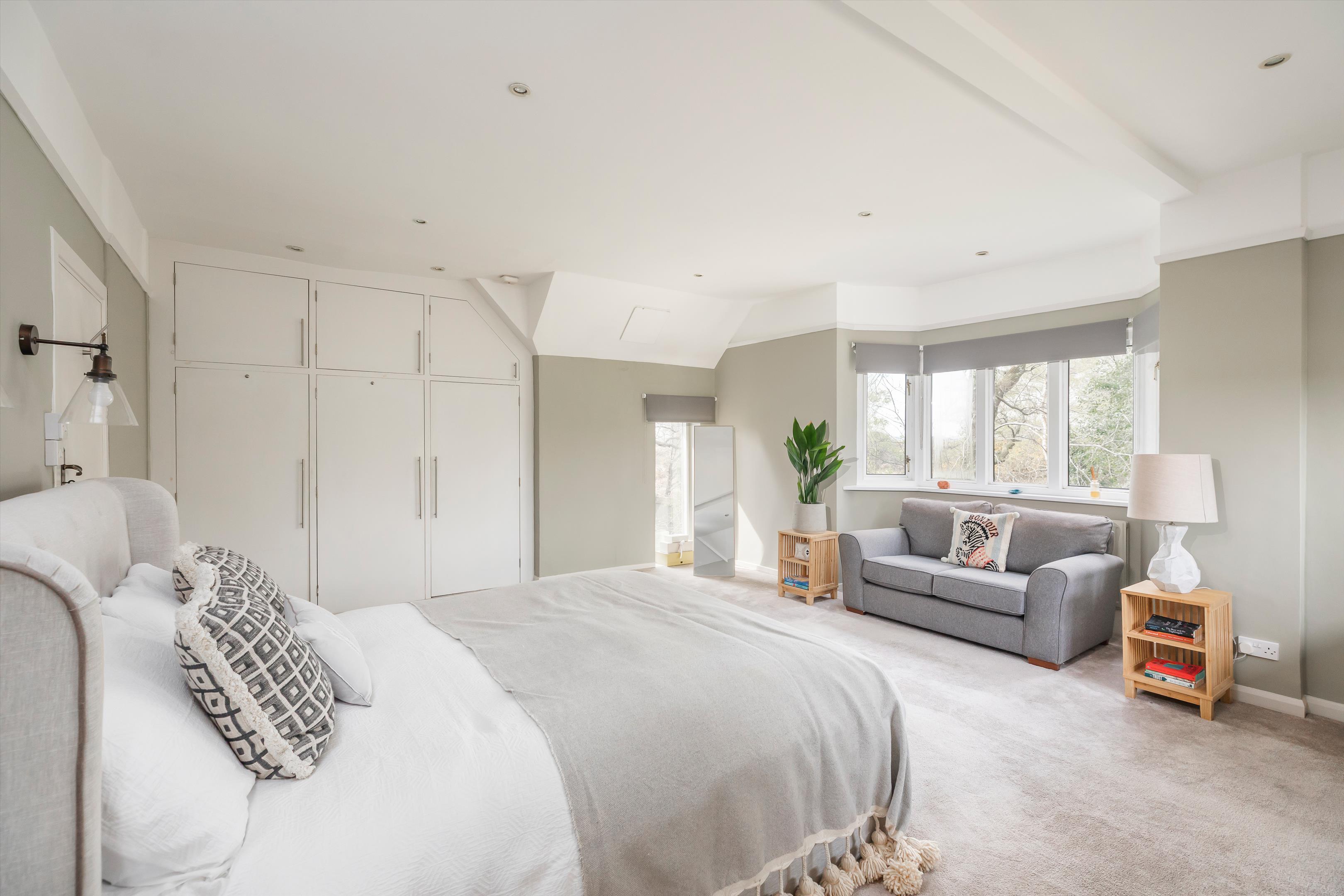 Lymington Road, Brockenhurst, Hampshire, SO42