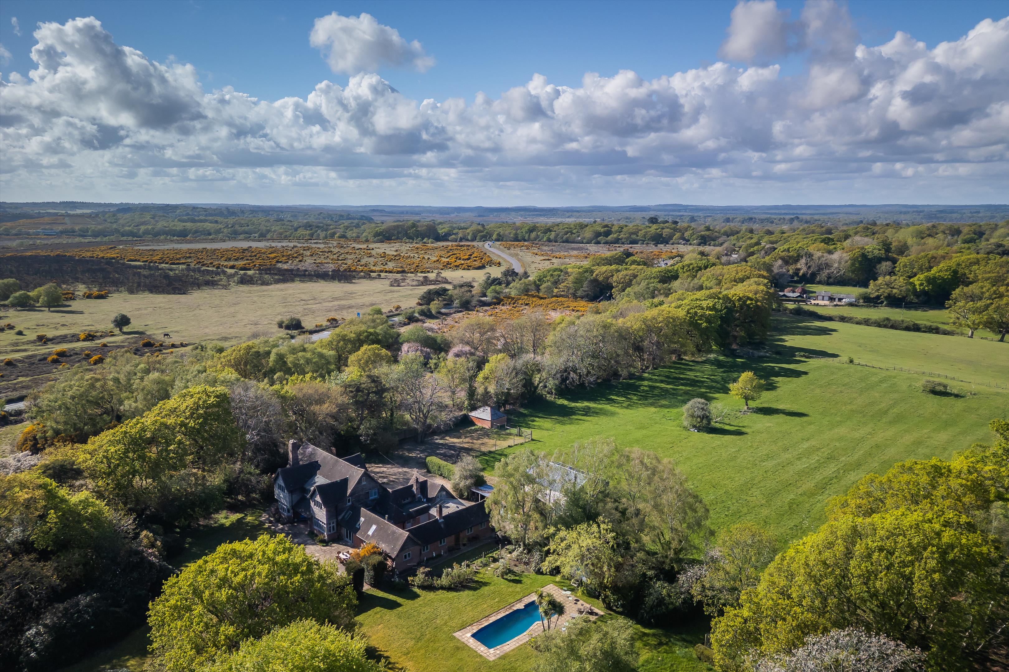 Lymington Road, Brockenhurst, Hampshire, SO42