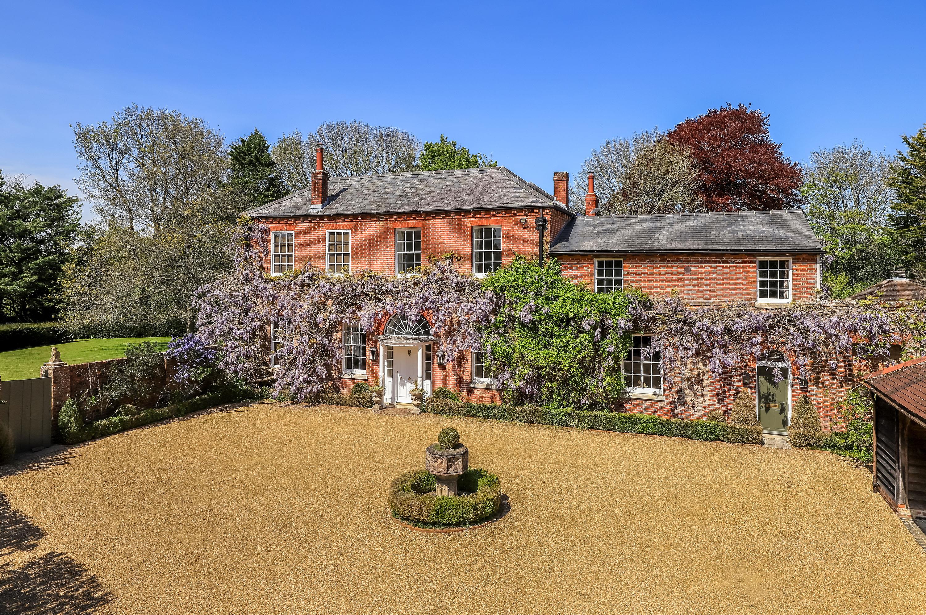 Maypole Green, Bishops Waltham, Hampshire SO32