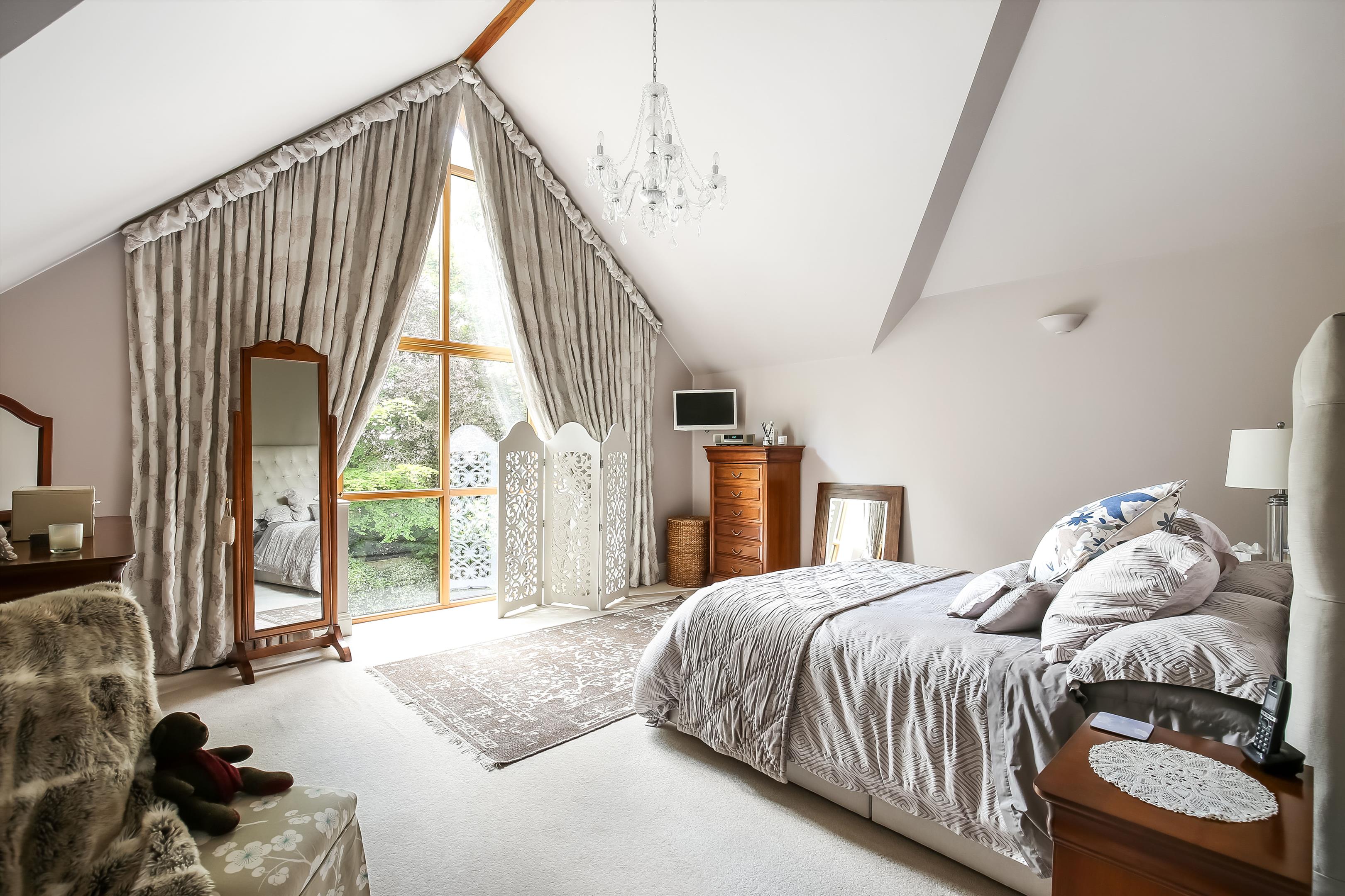 Cliff Way, Compton, Winchester, Hampshire, SO21
