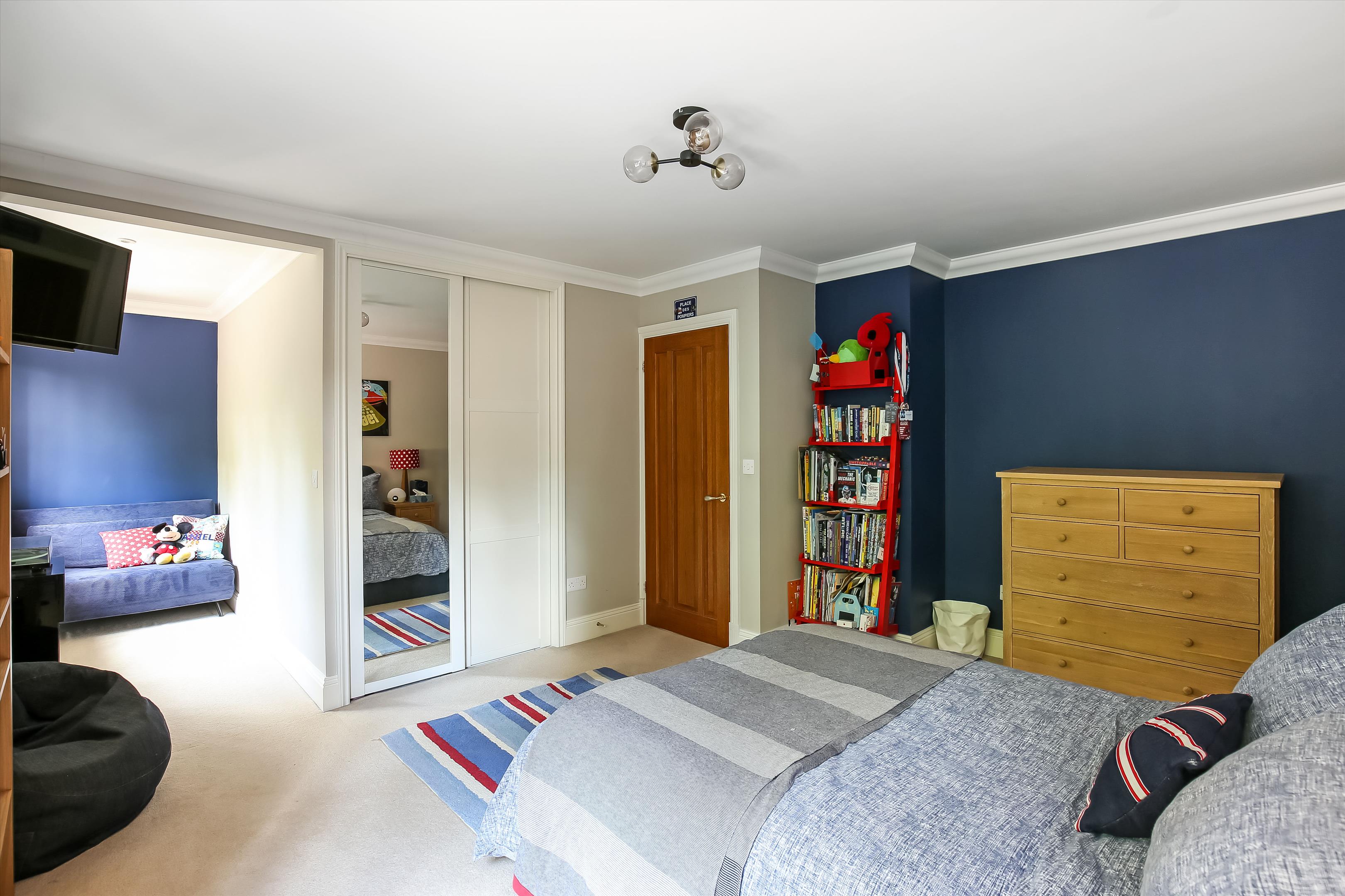 Cliff Way, Compton, Winchester, Hampshire, SO21