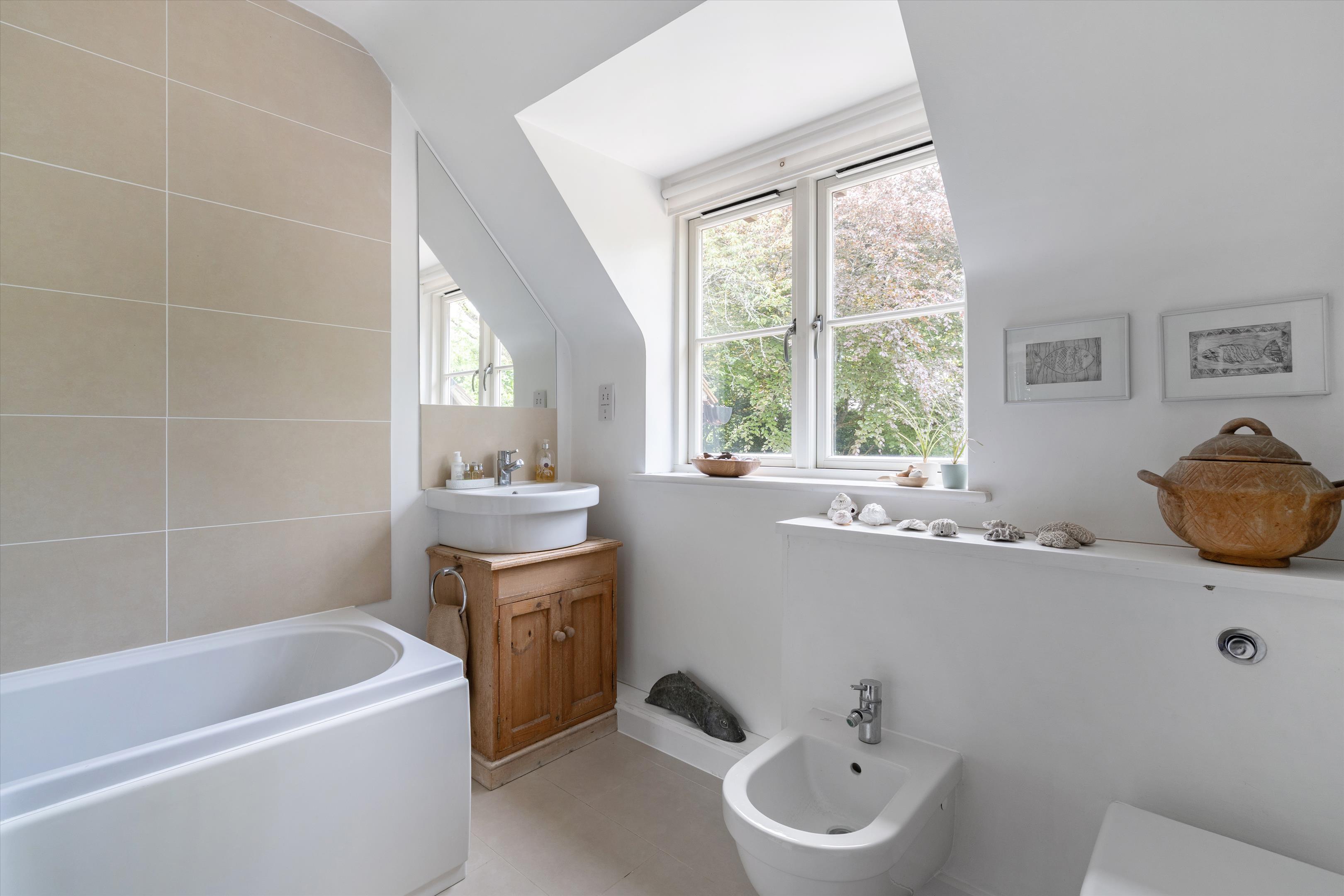 Kilham Lane, Winchester, Hampshire SO22