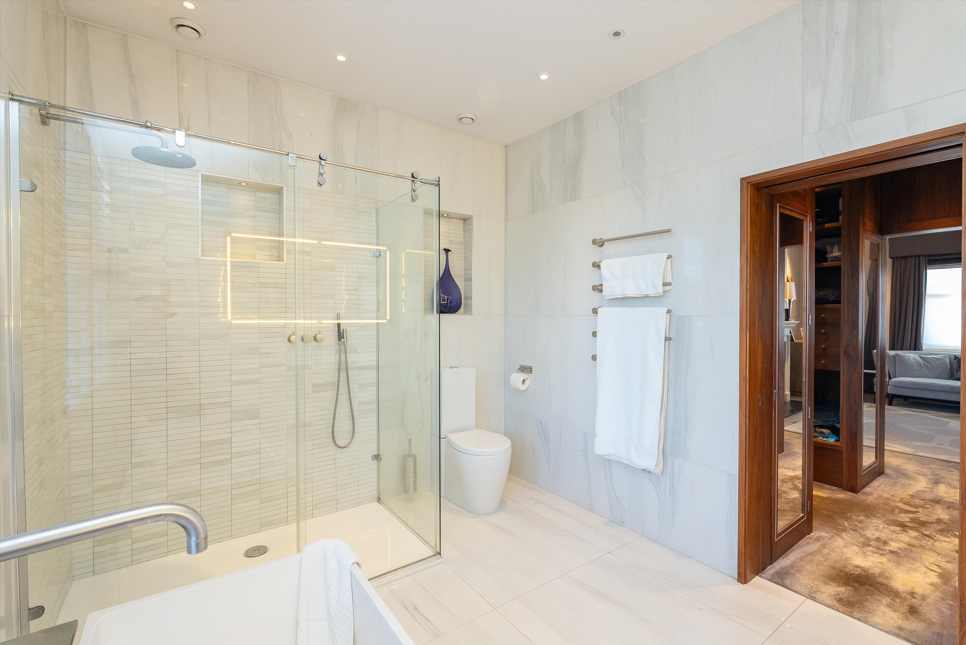 Ridgway Gardens, Wimbledon Village, London, SW19