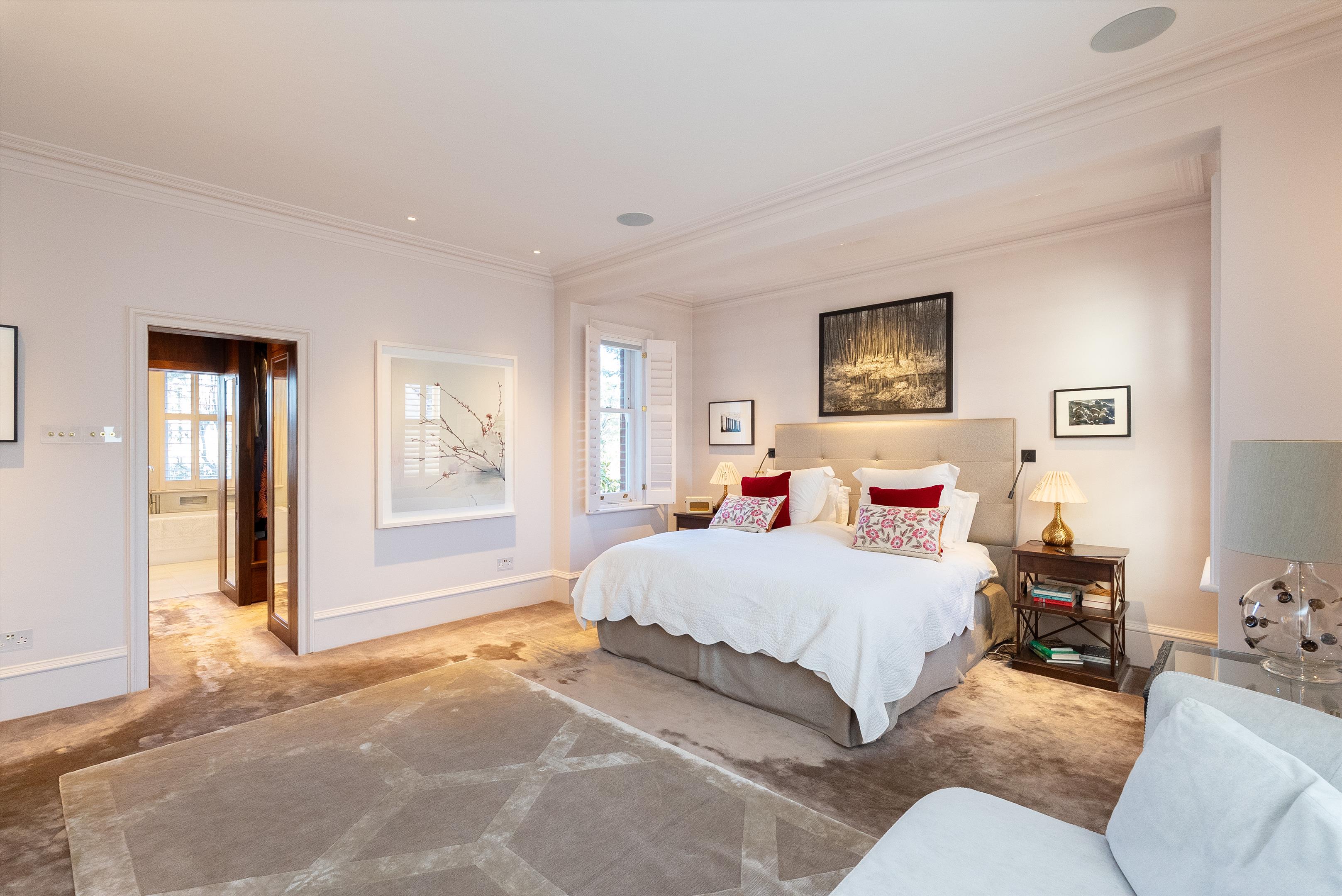 Ridgway Gardens, Wimbledon Village, London, SW19