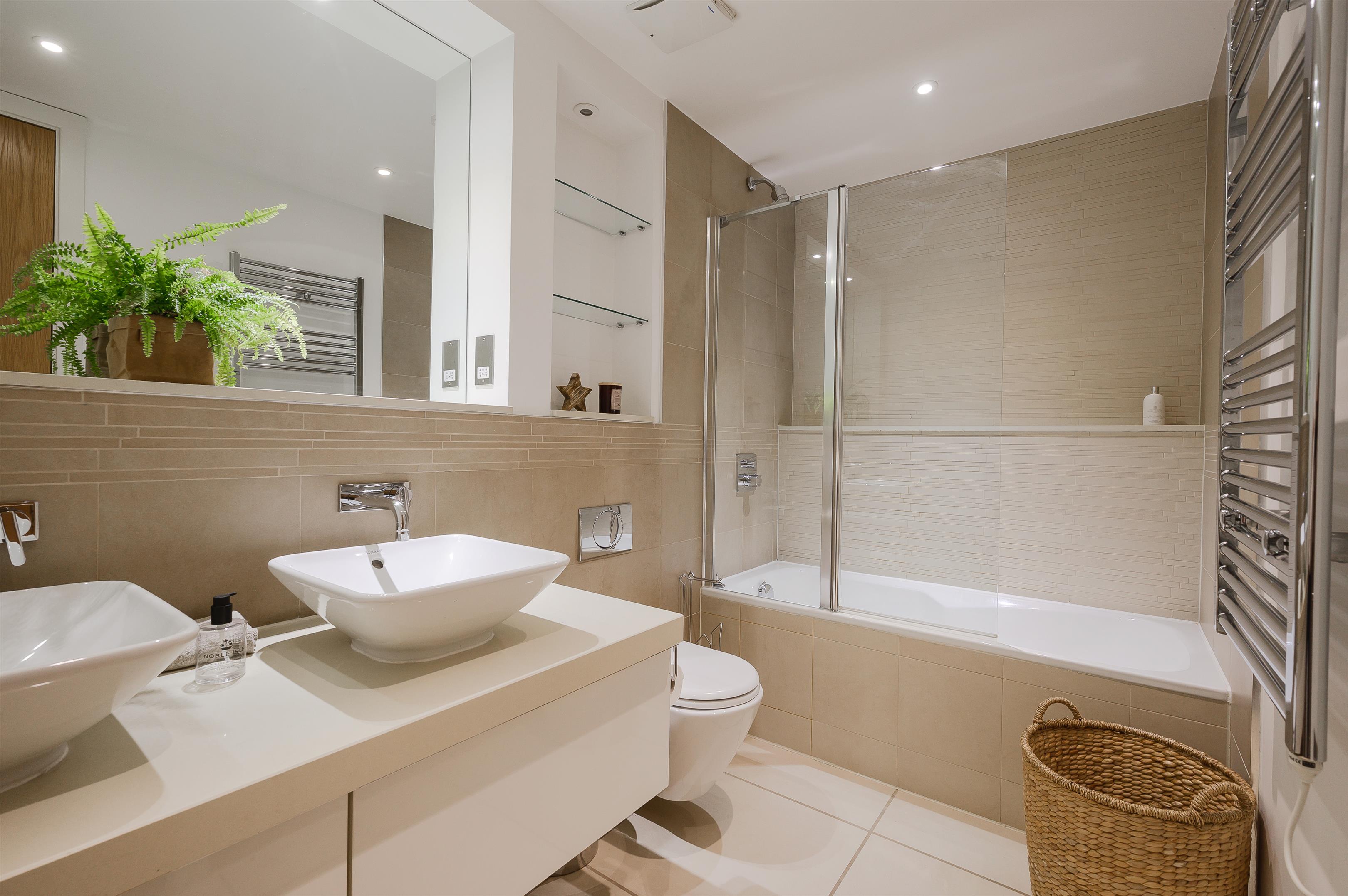 Arterberry Road, Wimbledon, London, SW20