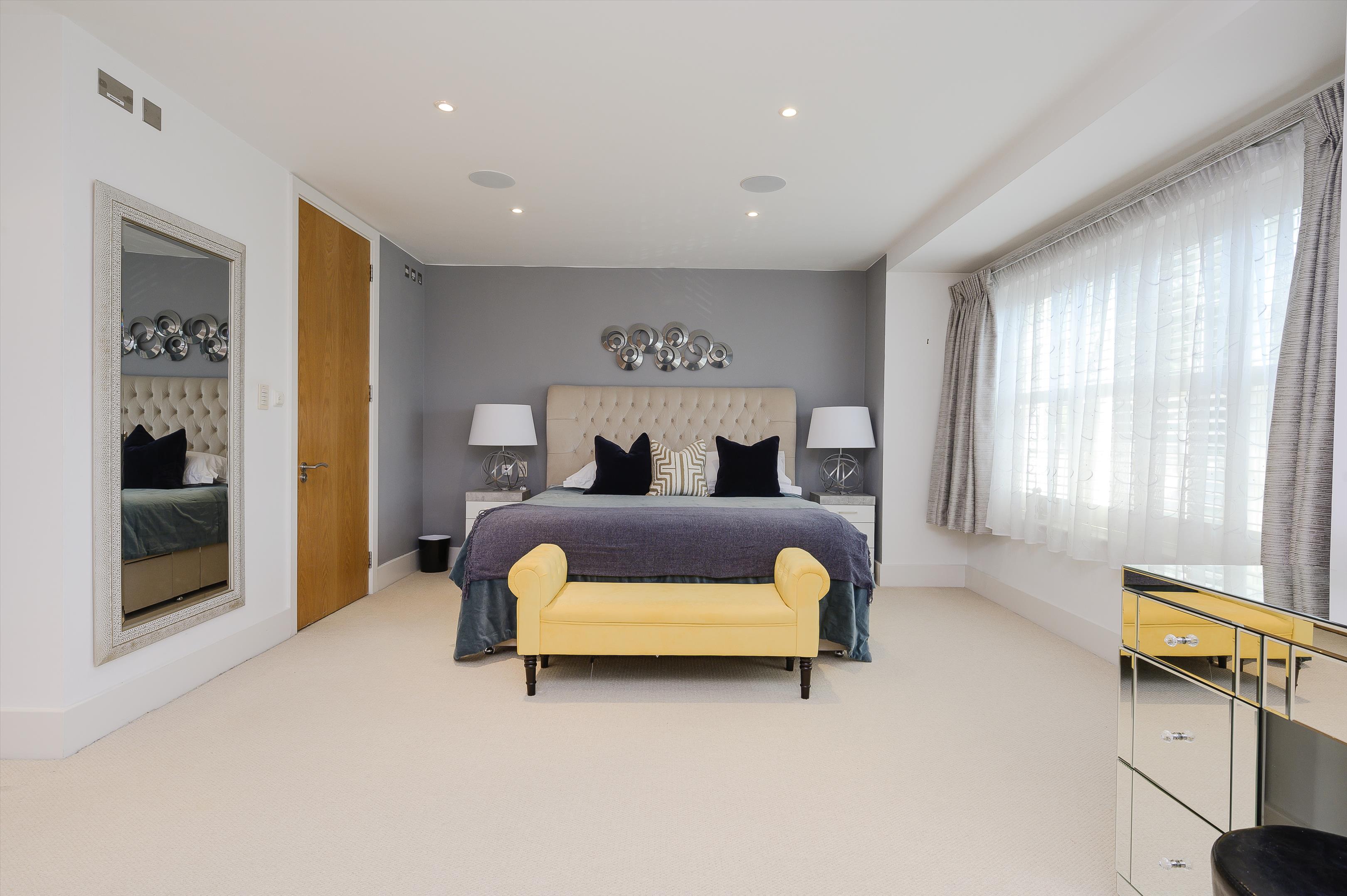 Arterberry Road, Wimbledon, London, SW20