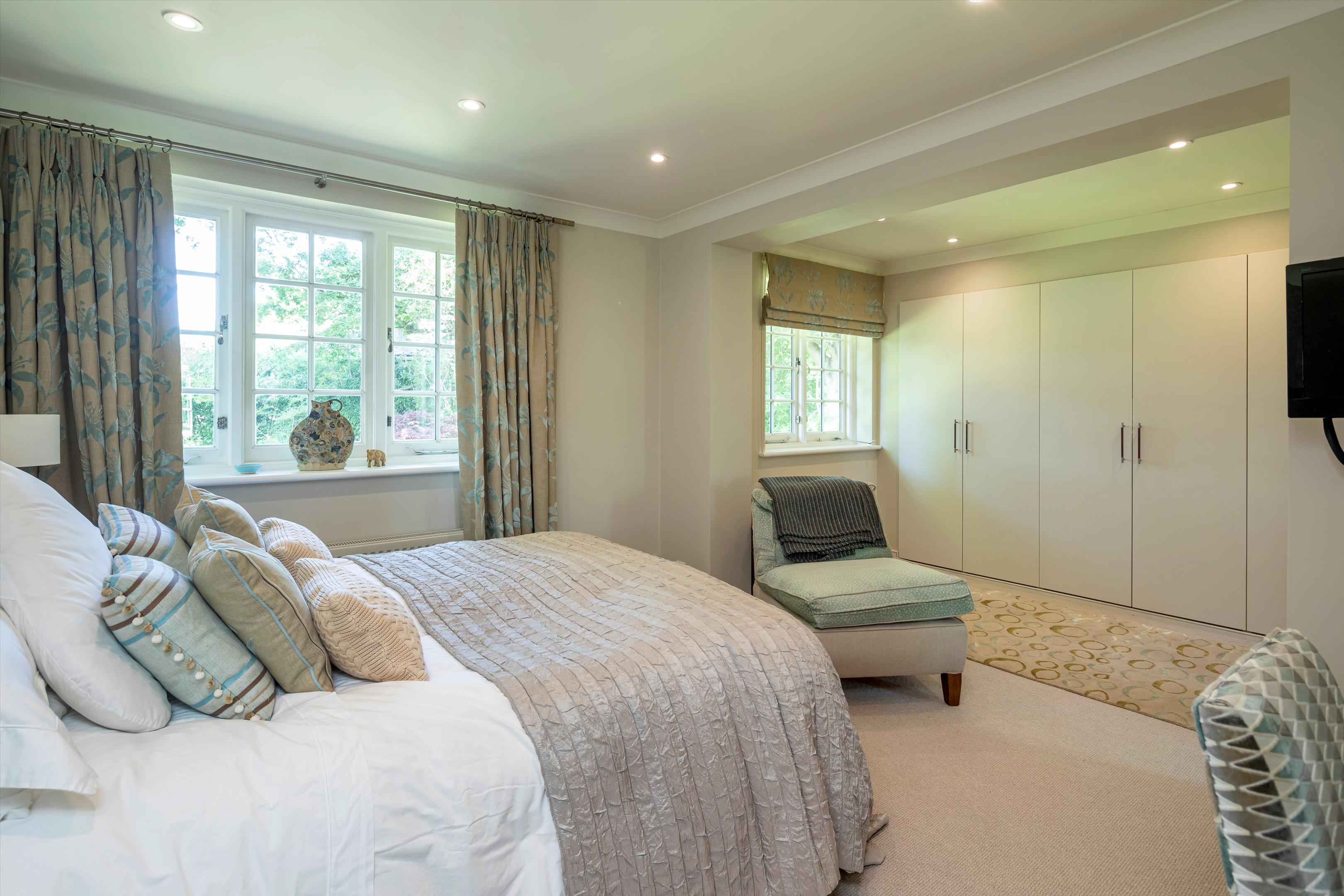 Coombe Park, Kingston upon Thames, KT2