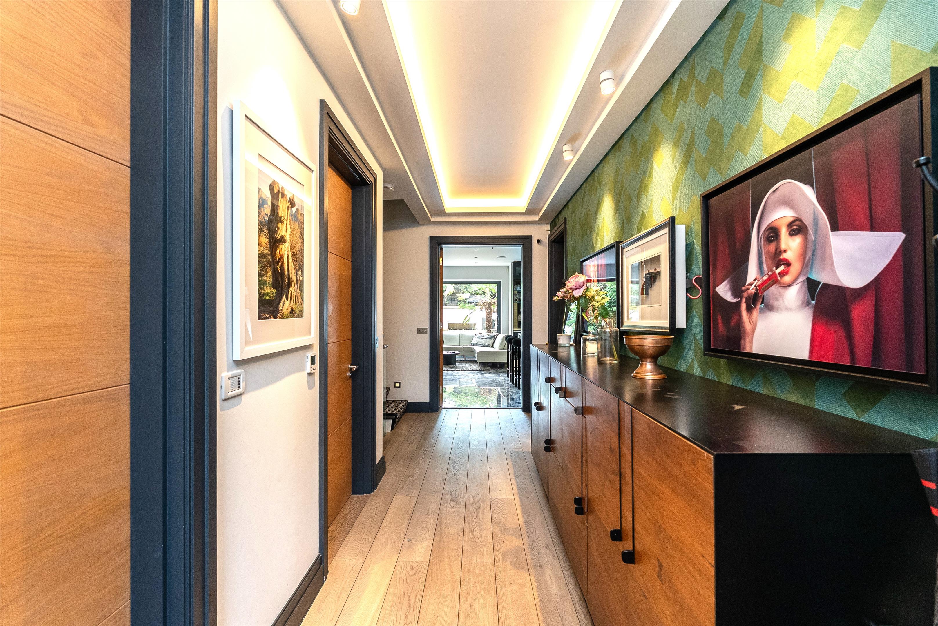Arthur Road, Wimbledon, London, SW19