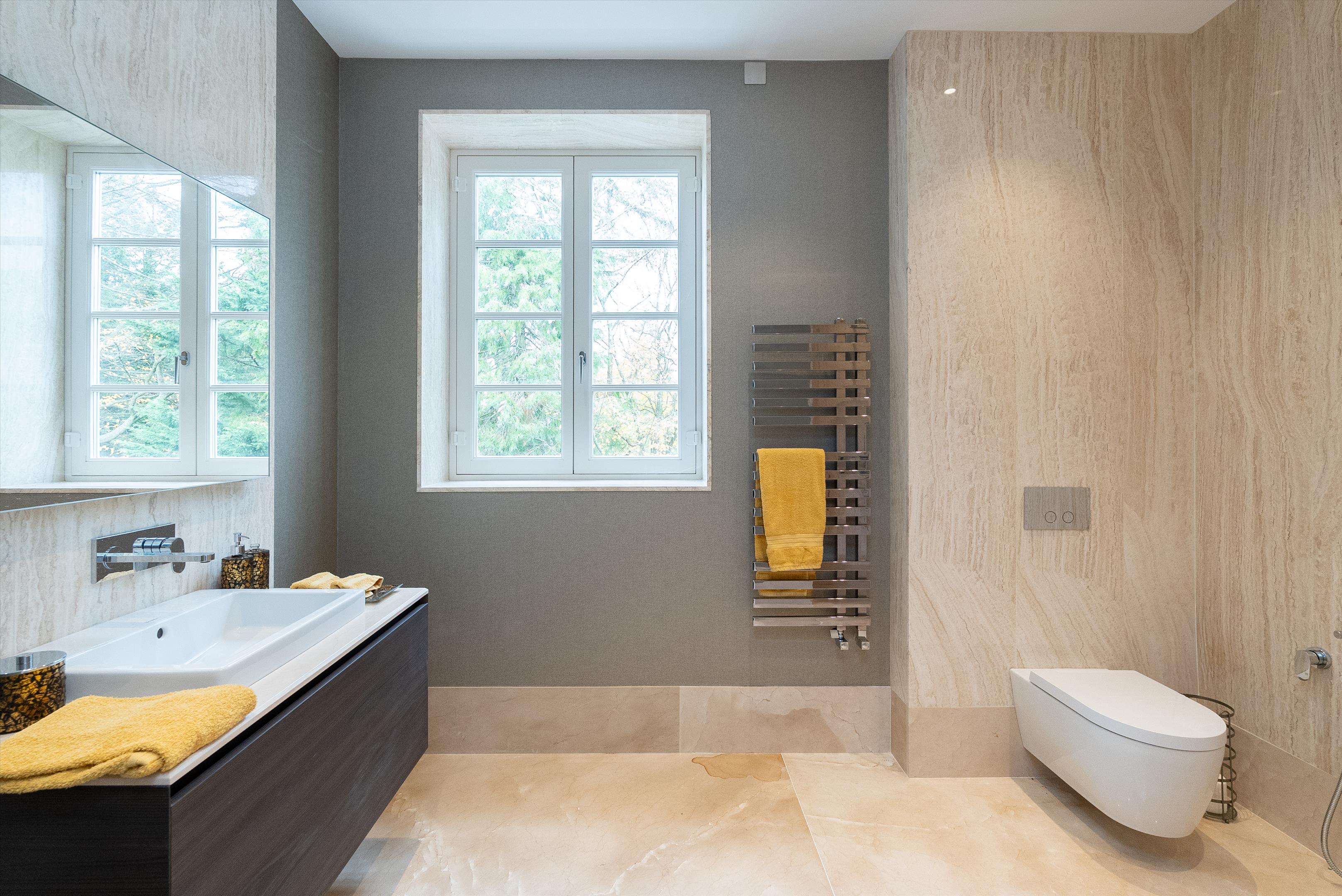 Coombe Ridings, Coombe Estate, Kingston Upon Thames, KT2