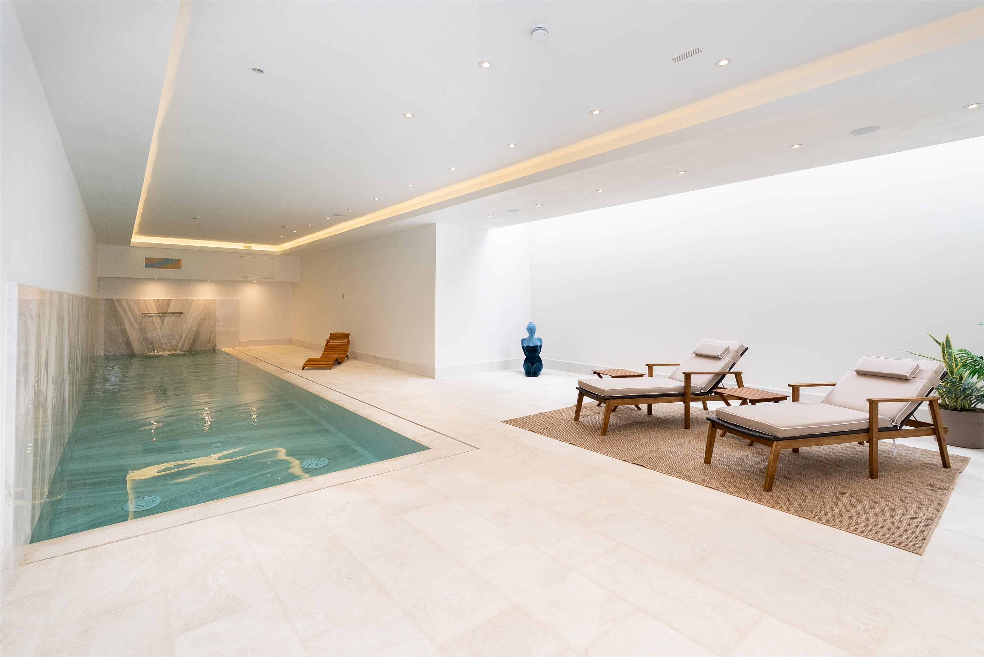 Coombe Ridings, Coombe Estate, Kingston Upon Thames, KT2